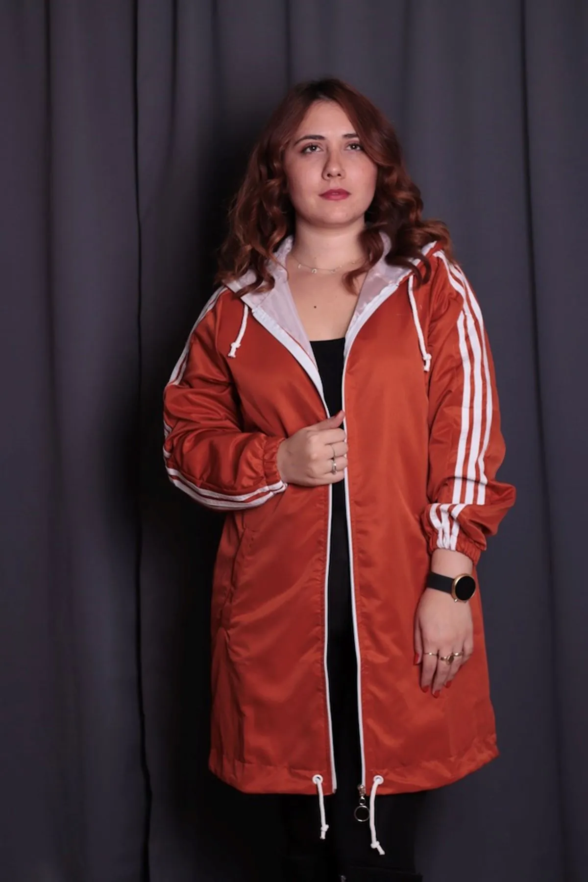 RENKTE BÜYÜK BEDEN FERMUARLI UZUN CEKET YAĞMURLUK