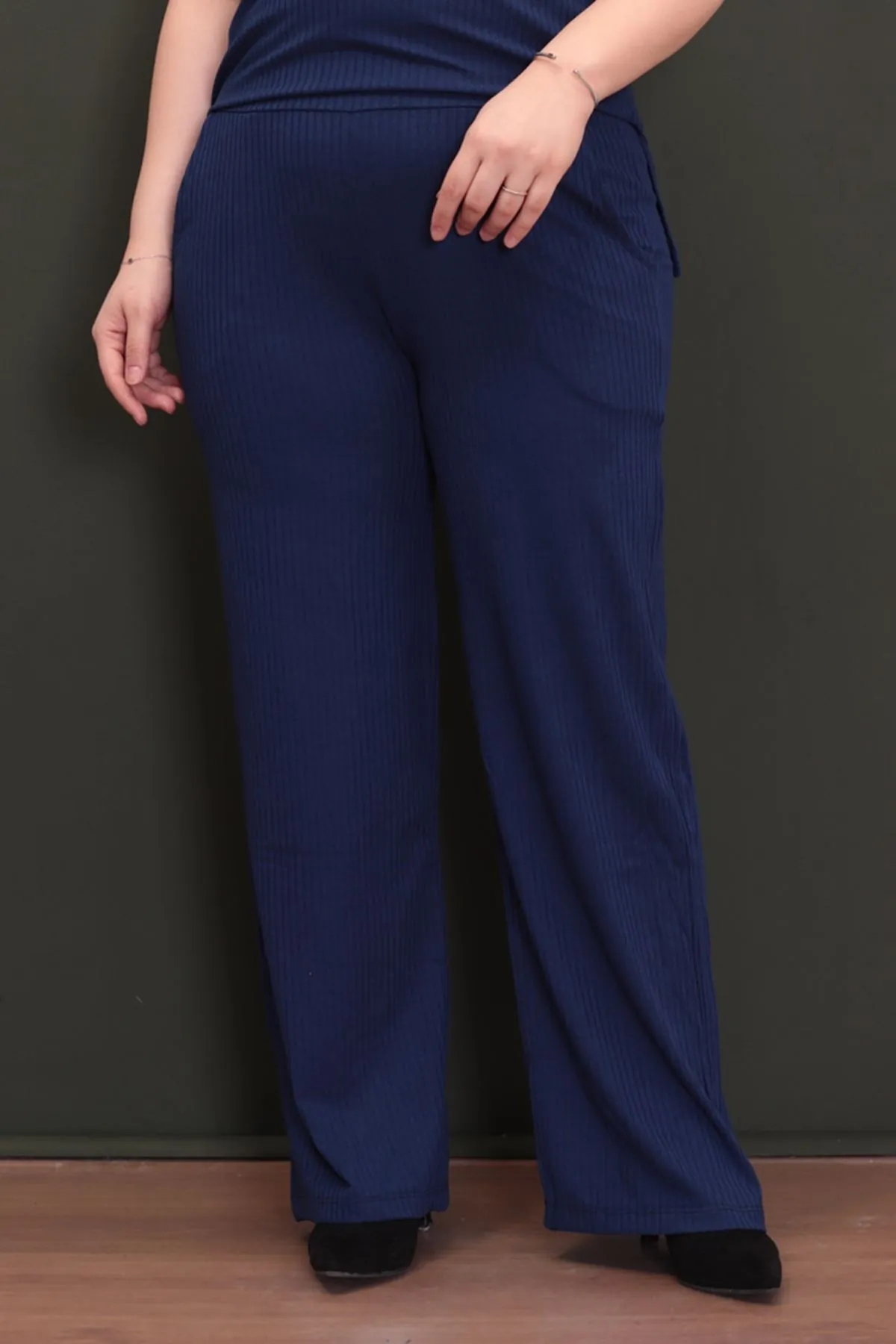 RENKTE LACİVERT PANTOLON