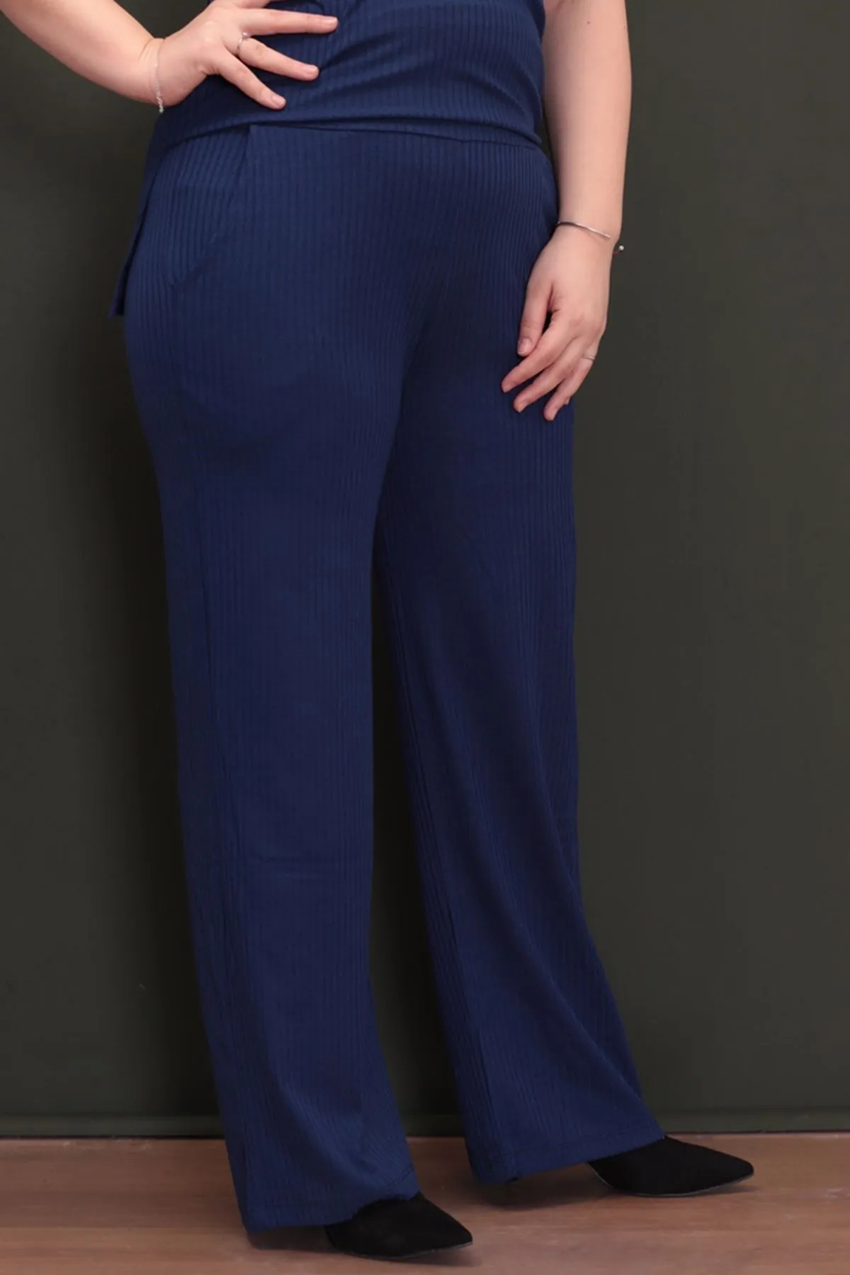 RENKTE LACİVERT PANTOLON