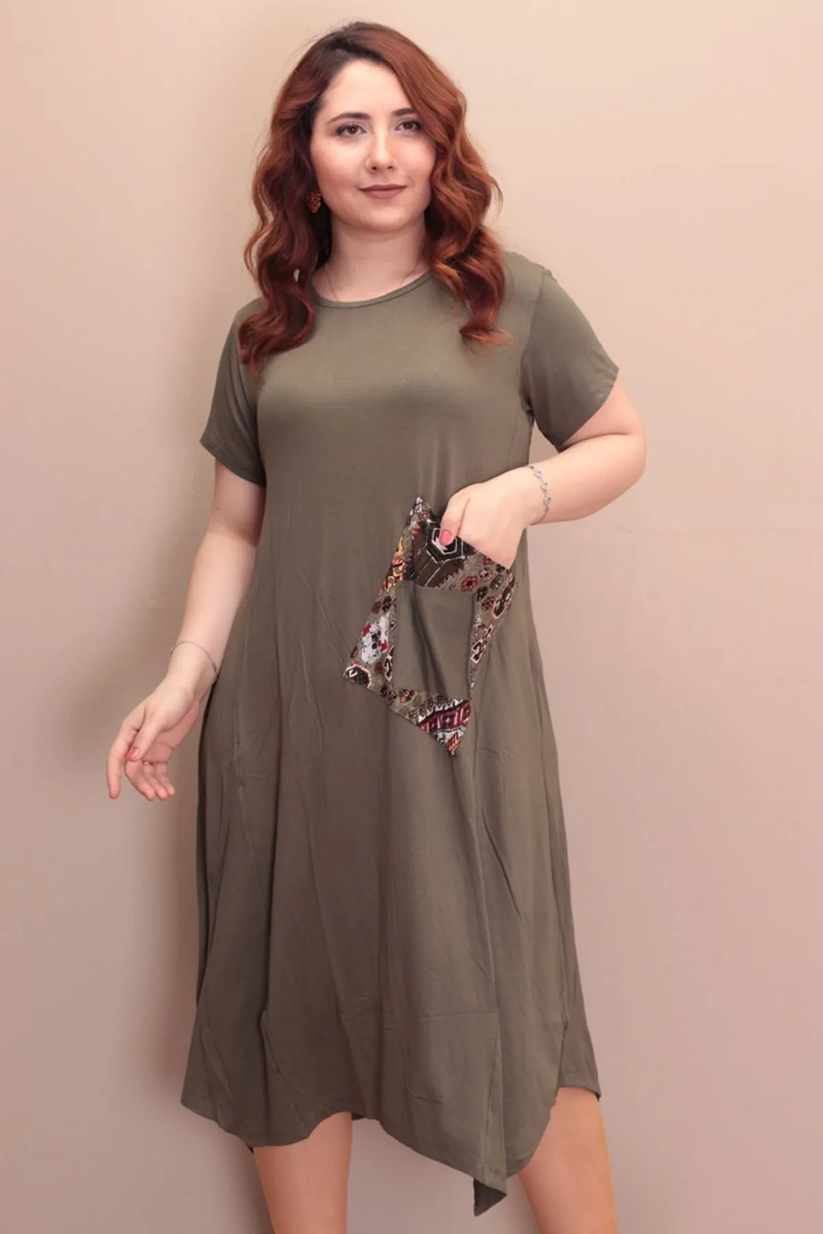 RENKTE TEK CEPLİ HAKİ YEŞİL ELBİSE