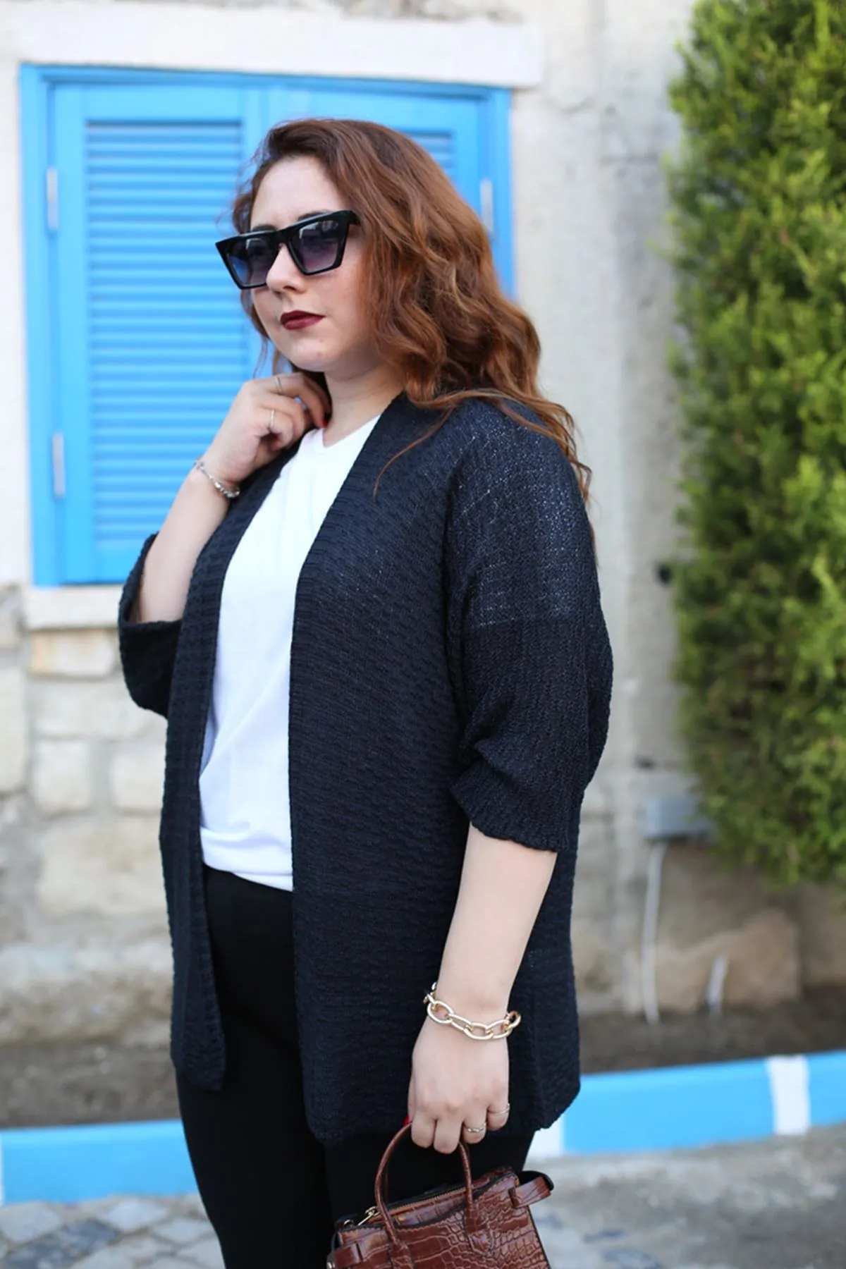 RENKTE MERSERİZE SİYAH HIRKA
