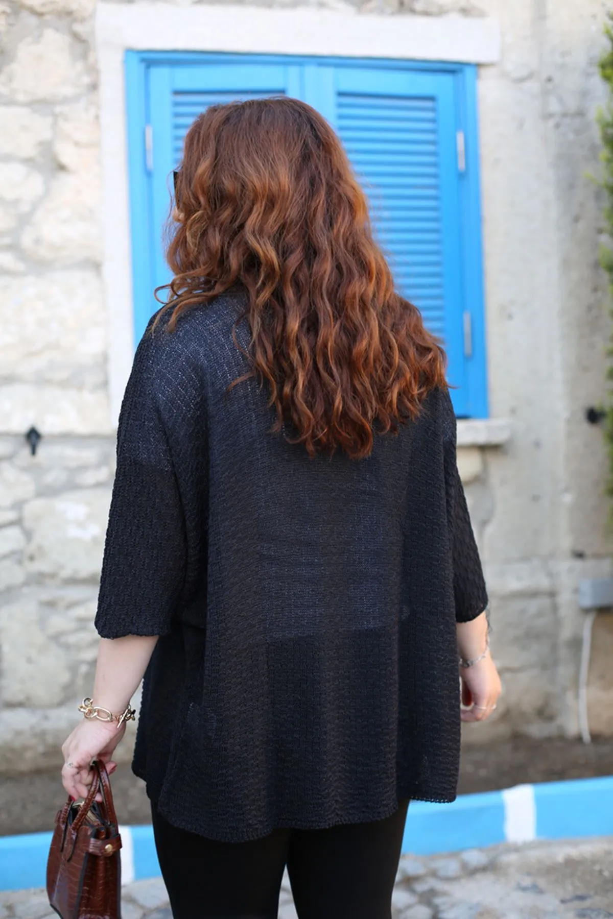 RENKTE MERSERİZE SİYAH HIRKA