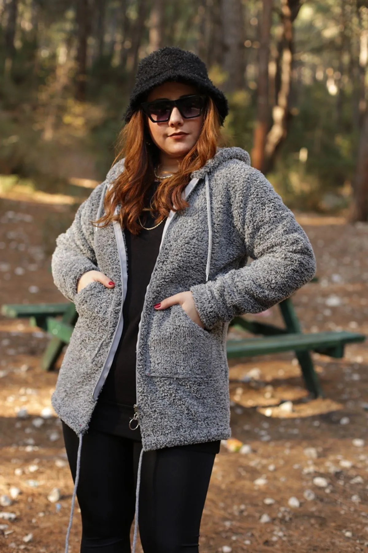 RENKTE KALIN GRİ PELUŞ CEKET&MONT