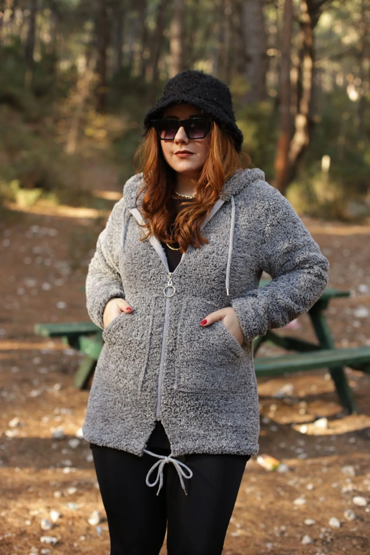 RENKTE KALIN GRİ PELUŞ CEKET&MONT