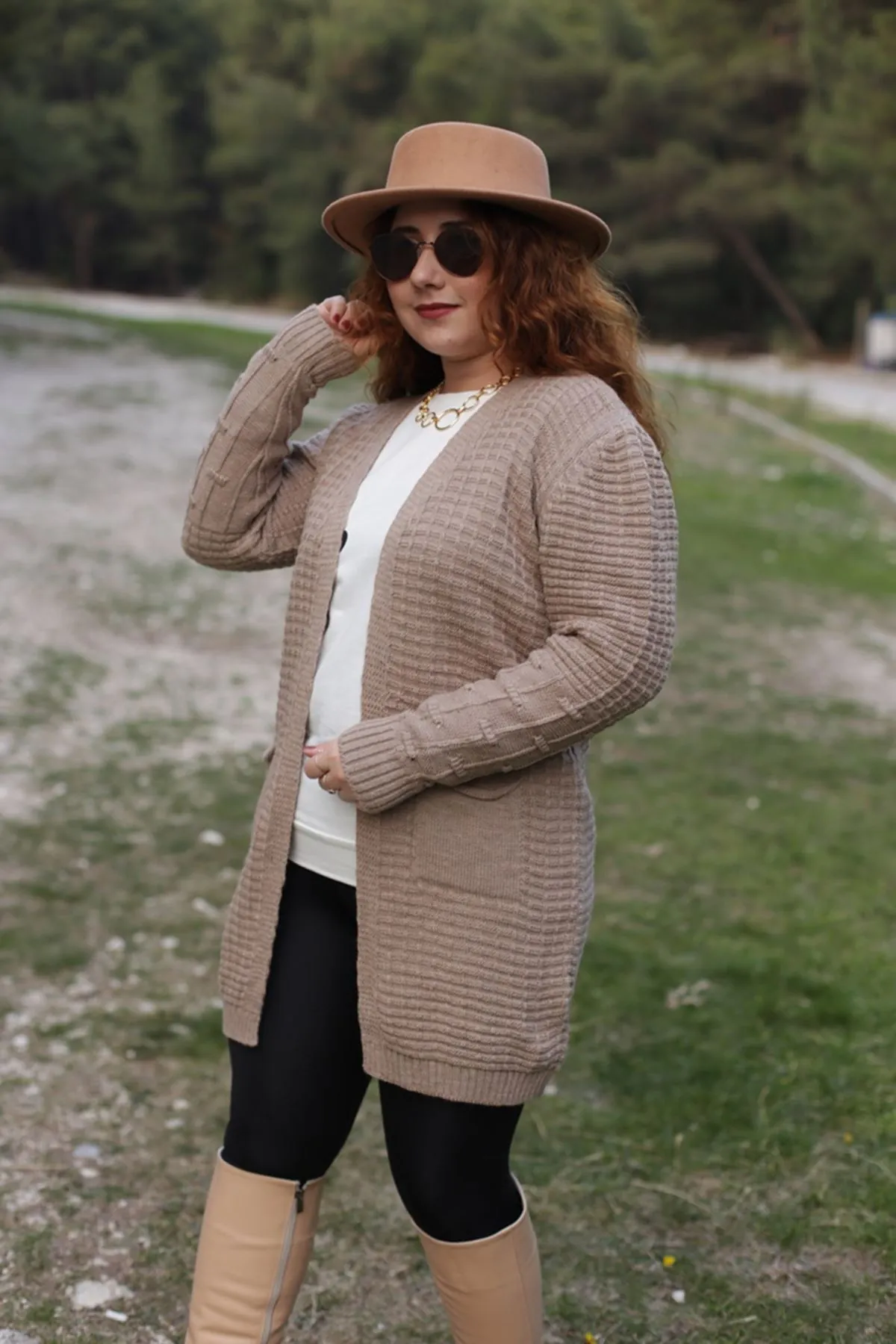 RENKTE CEPLİ KABARTMA DESENLİ VİZON HIRKA&CEKET