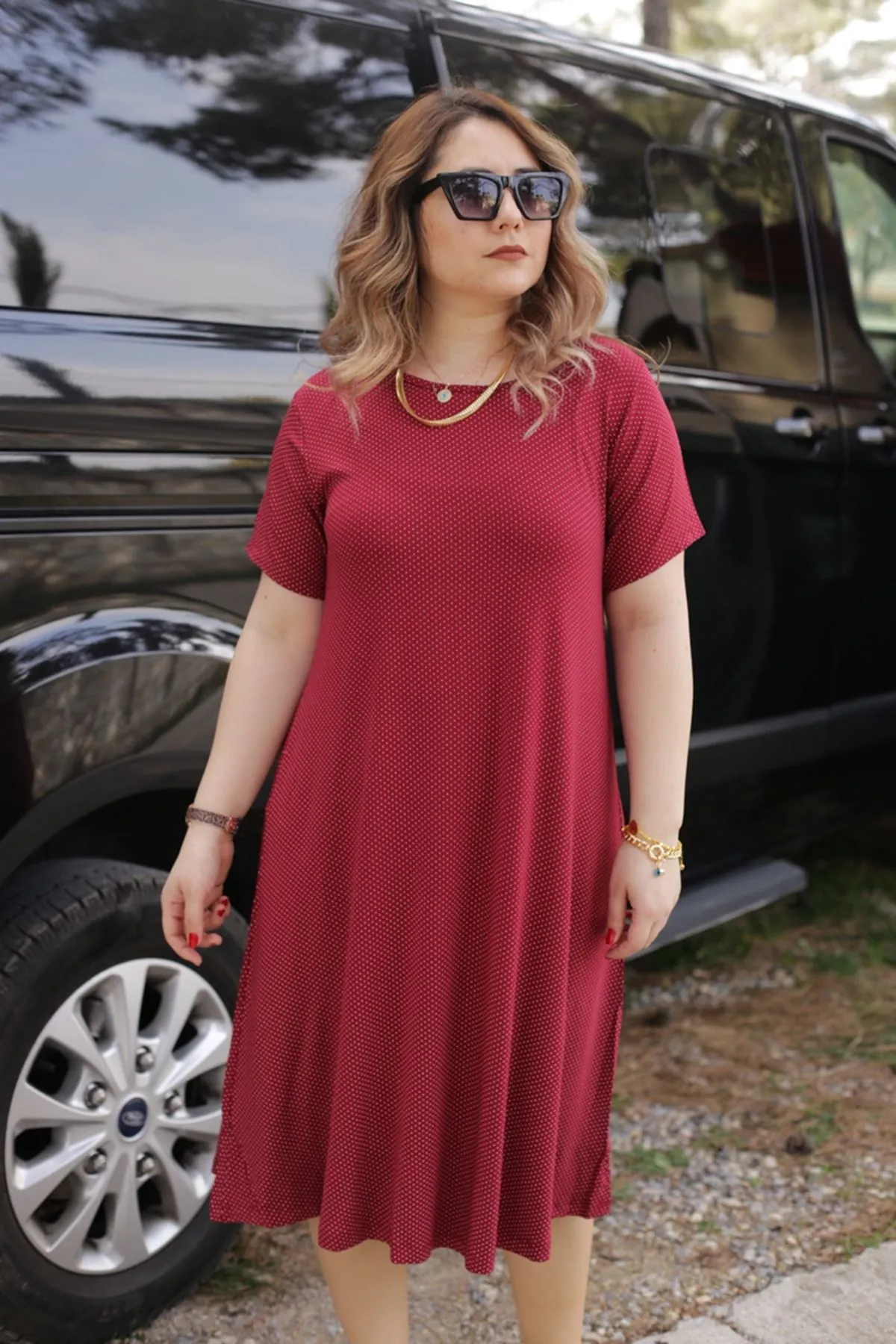 RENKTE ESNEK ELBİSE