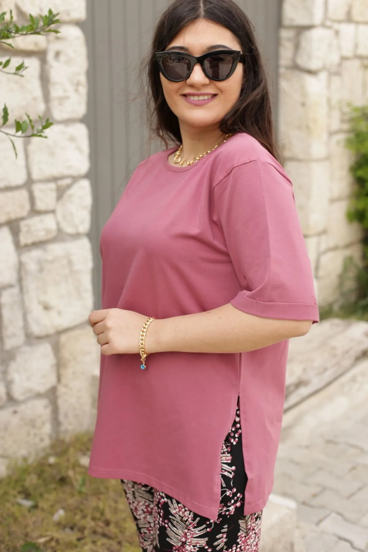 RENKTE ALT DESENLİ ESNEK TAKIM