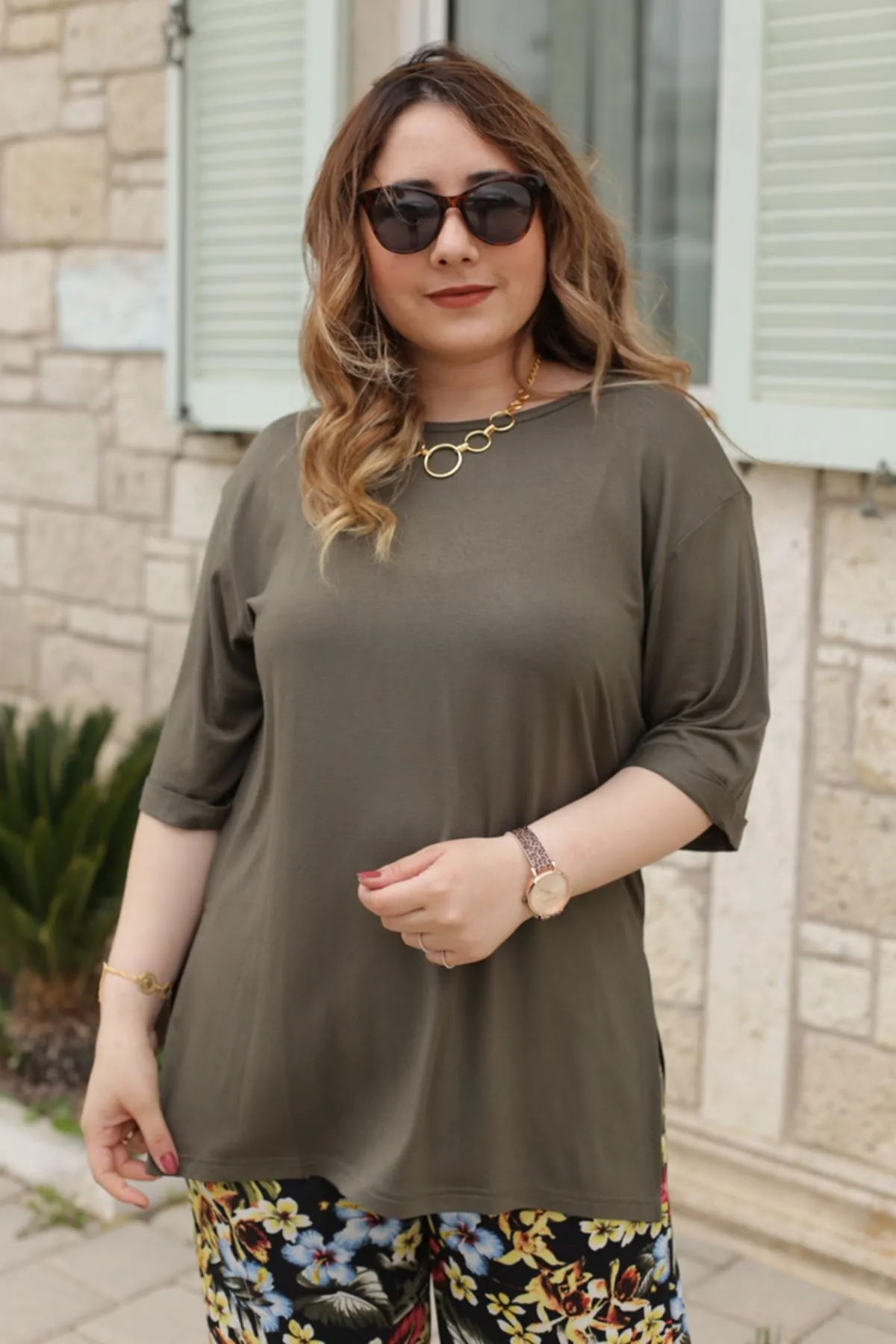 RENKTE ALT DESENLİ ESNEK TAKIM