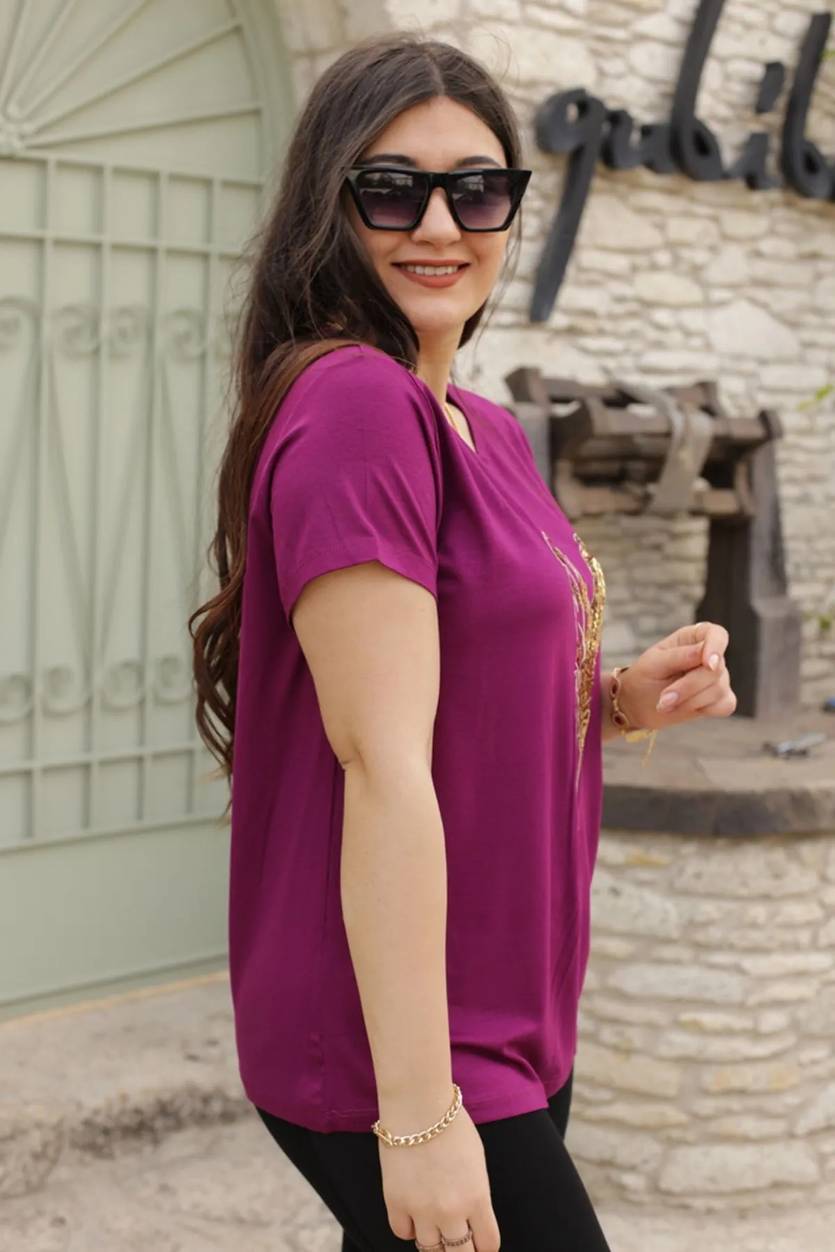 RENKTE PULLU YAPRAK DESENLİ MOR BLUZ