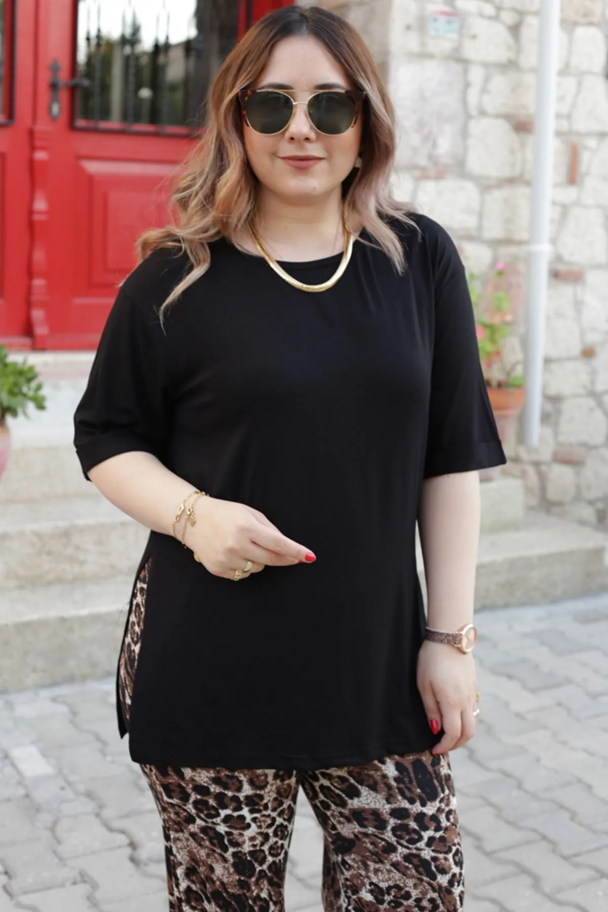 RENKTE ÜST SİYAH ALT DESENLİ ESNEK TAKIM
