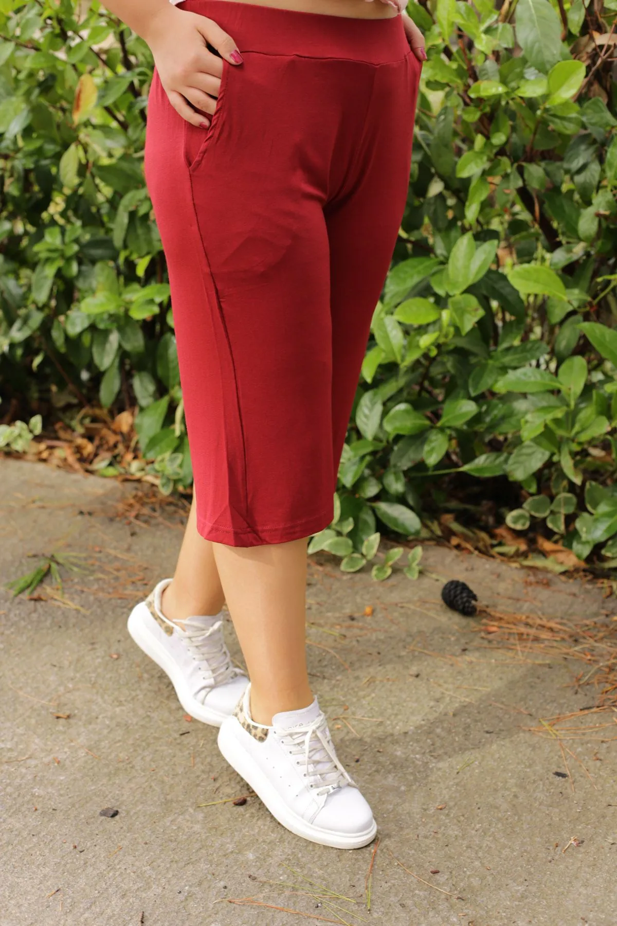 RENKTE VİSKON BORDO KAPRİ