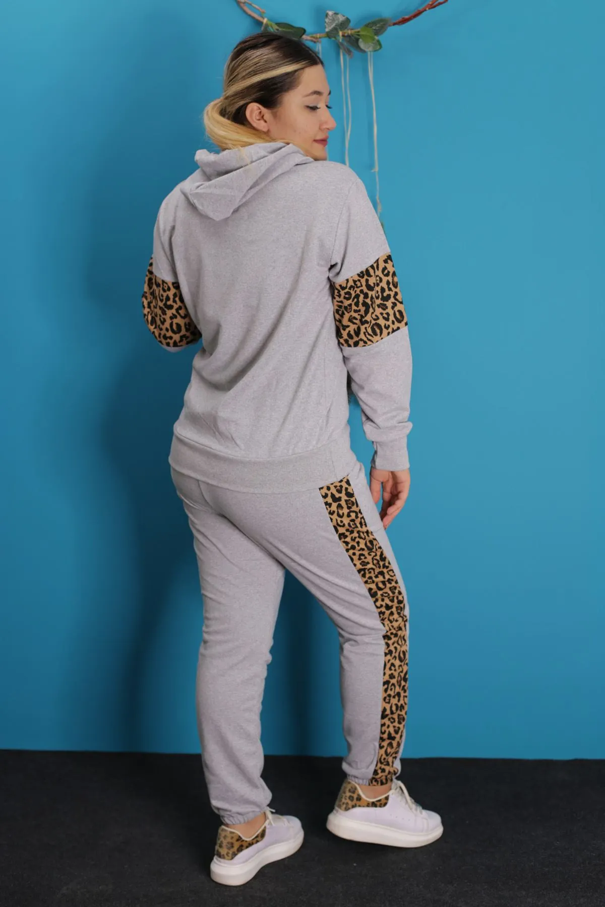 RENKTE ORTASI LEOPAR GRİ BATTAL TAKIM