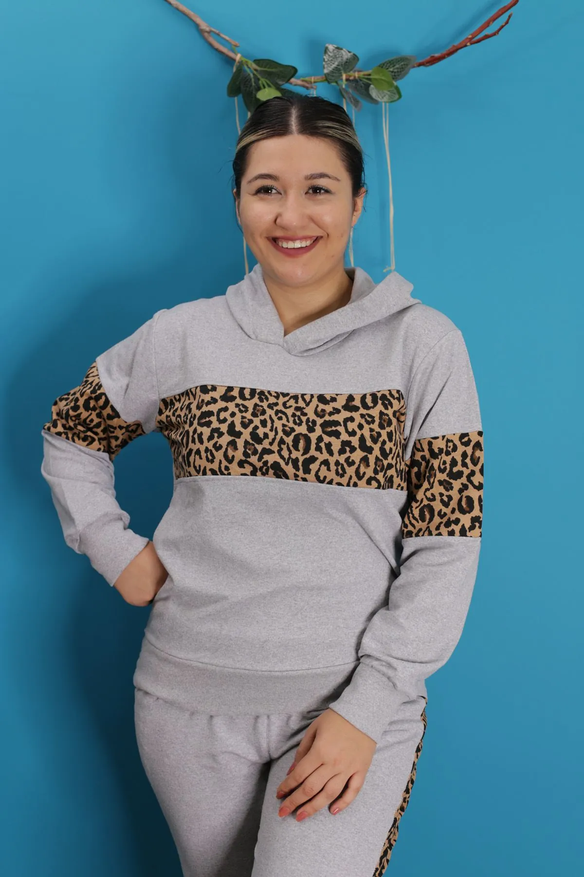 RENKTE ORTASI LEOPAR GRİ BATTAL TAKIM