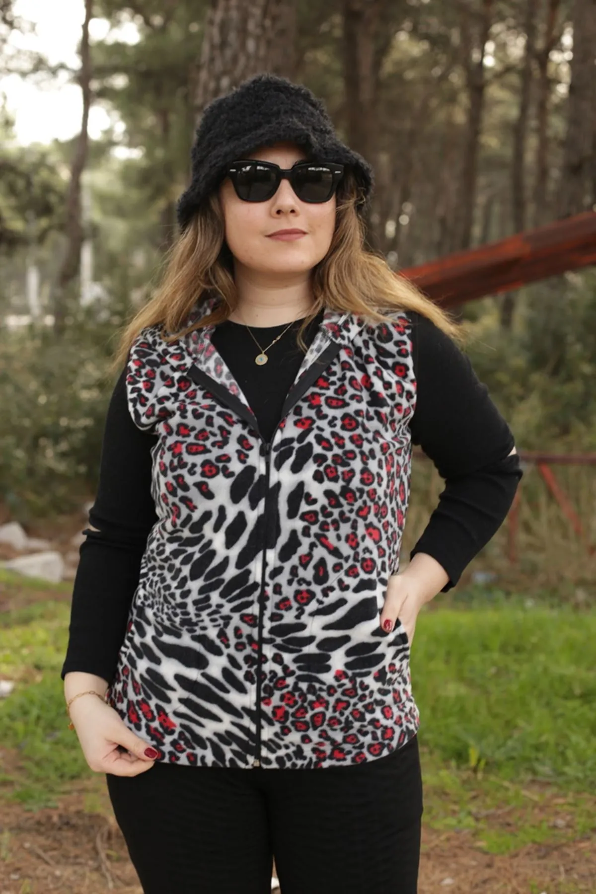 RENKTE BATTAL FERMUARLI POLAR YELEK