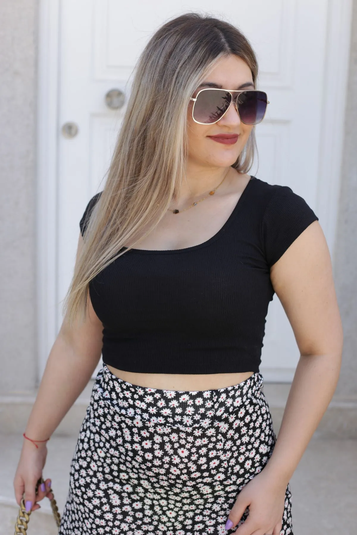 RENKTE KISA KOL ESNEK KAŞKORSE SİYAH CROP