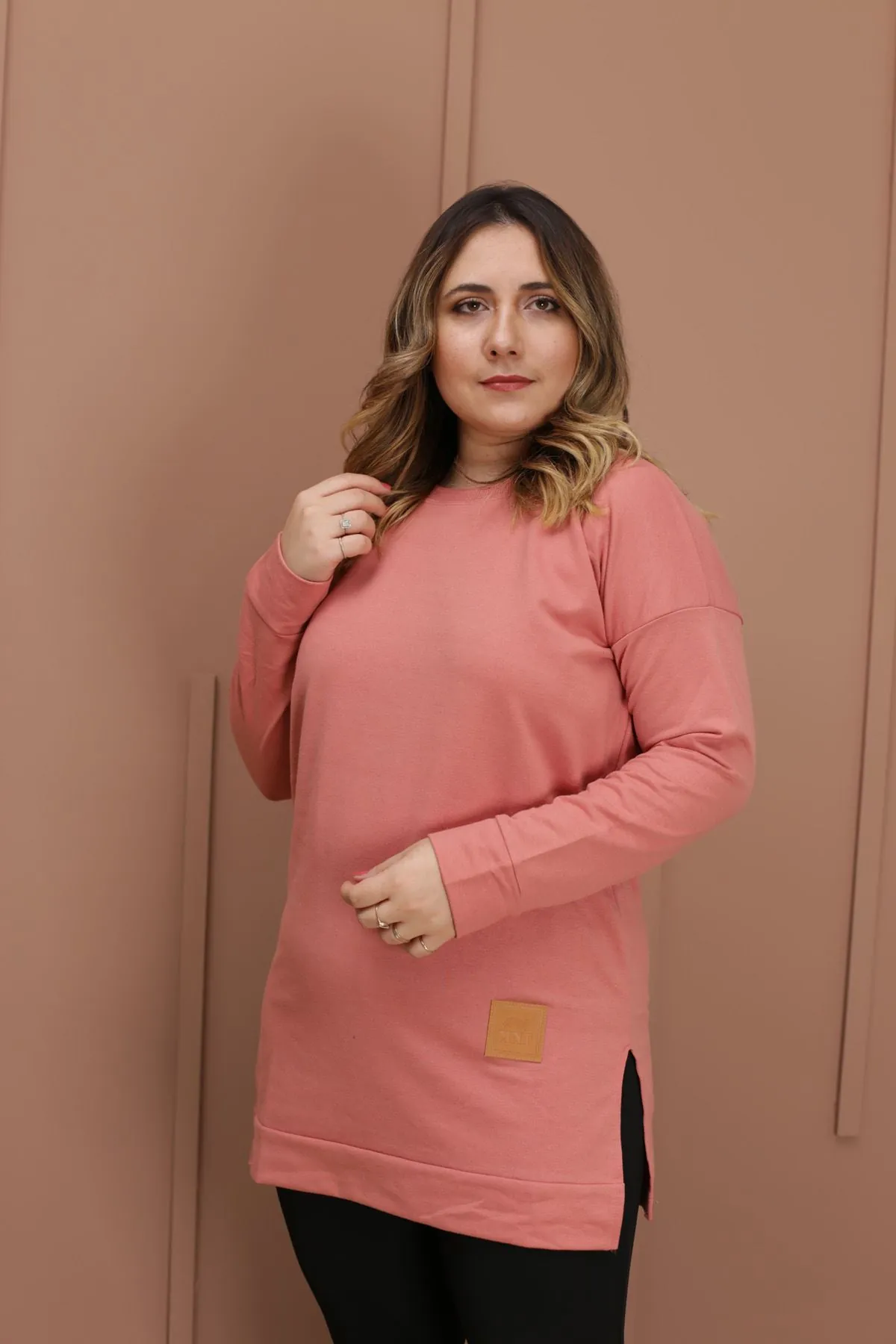 RENKTE ARMA DETAYLI PUDRA PEMBE SWEAT