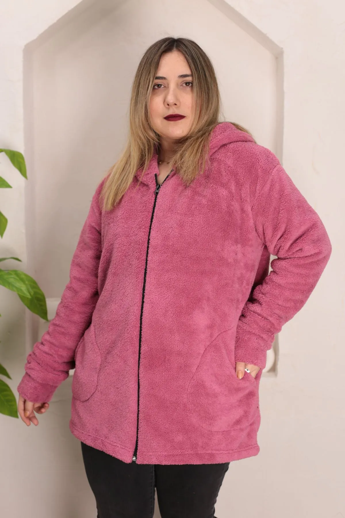 RENKTE BATTAL GÜL KURUSU PELUŞ CEKET&MONT