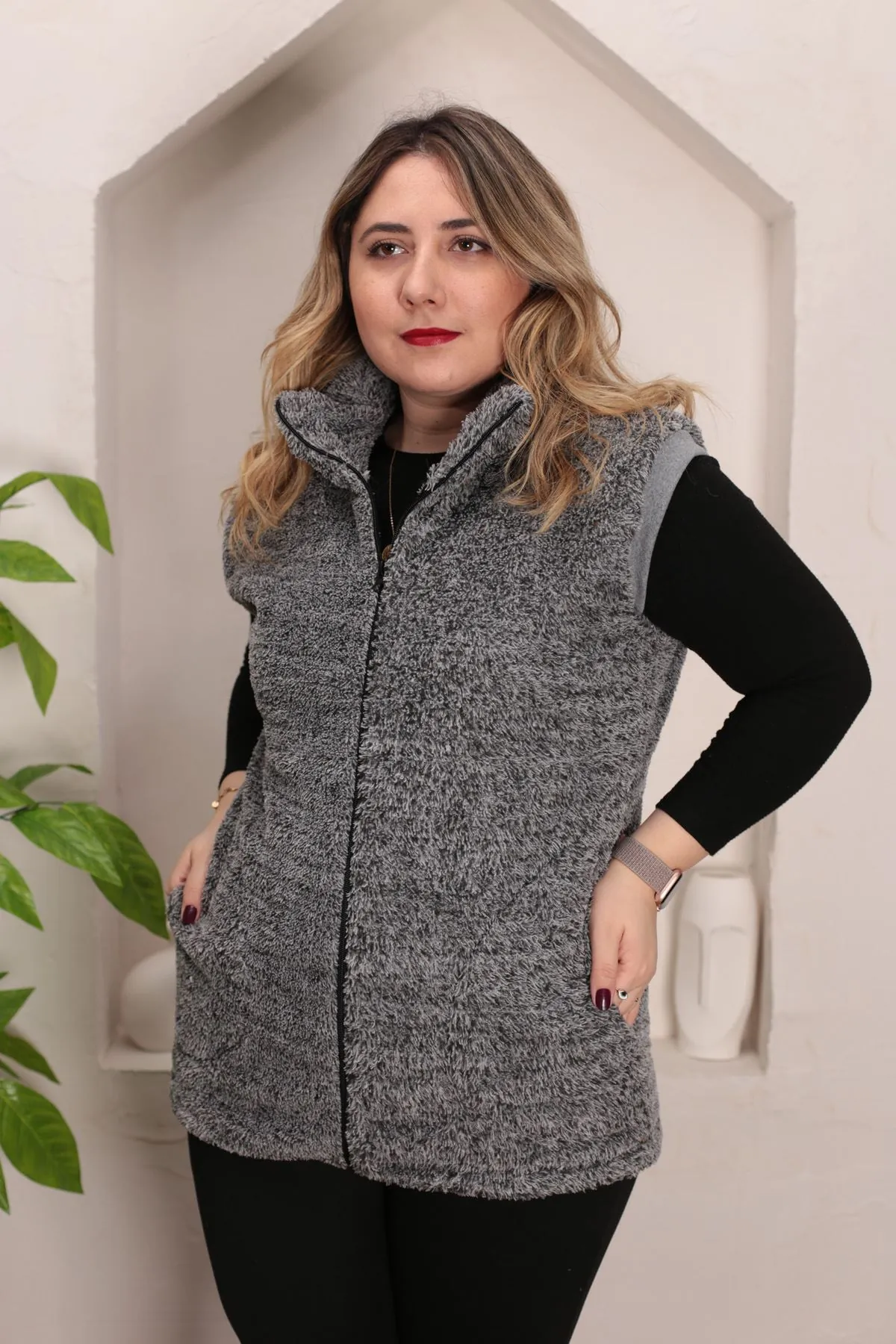RENKTE ÖZEL ÜRETİM GRİ PELUŞ YELEK