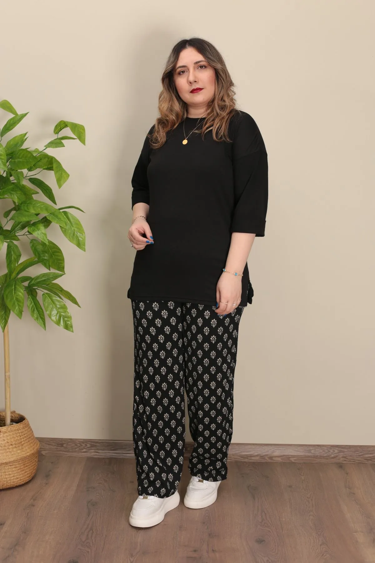 RENKTE ALT DESENLİ DUBLE KOL TAKIM