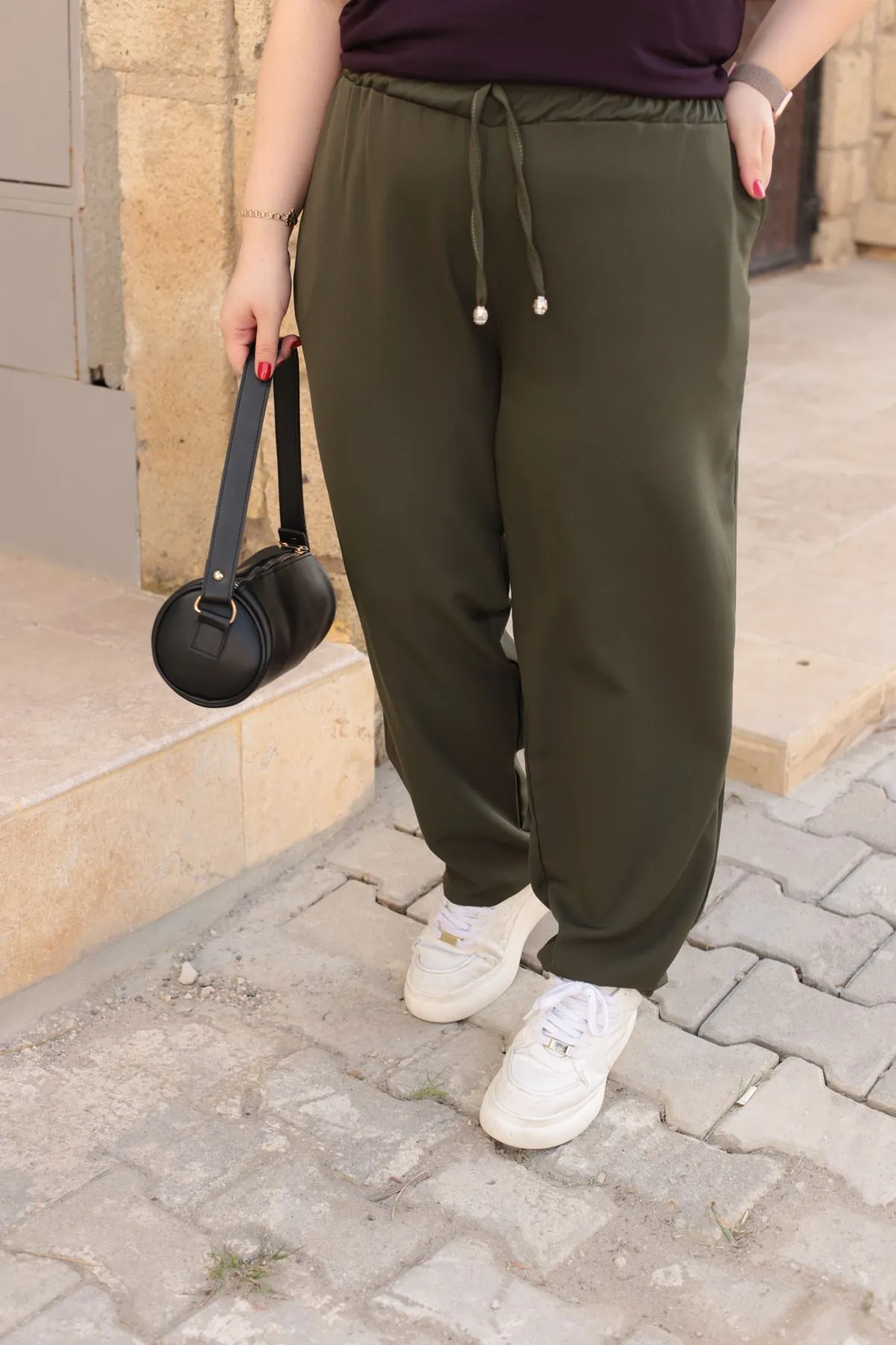RENKTE BATTAL DOKUMA HAKİ YEŞİL PANTOLON