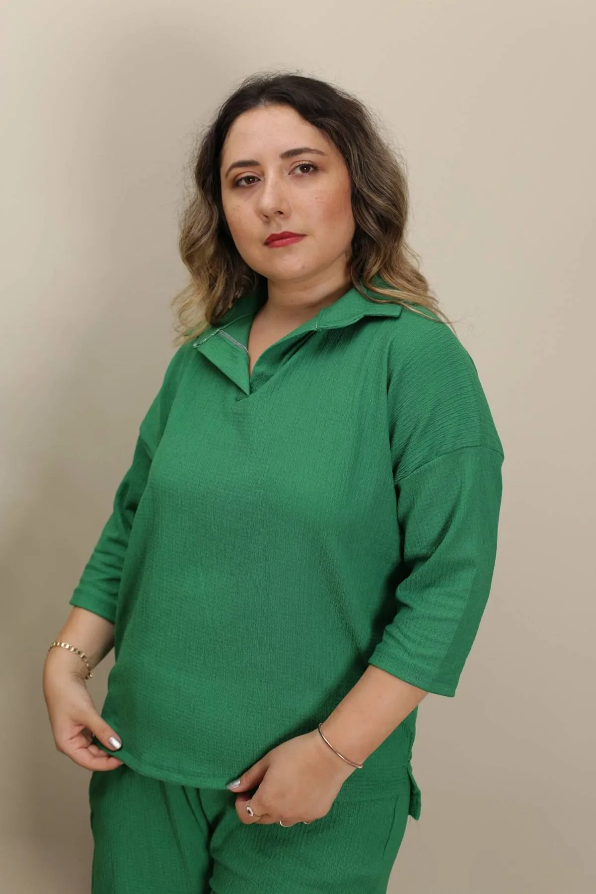 RENKTE POLO YAKA YEŞİL ŞORTLU TAKIM
