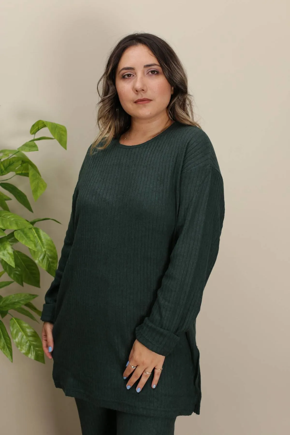 RENKTE YAN YIRTMAÇLI STANDART HAKİ TAKIM