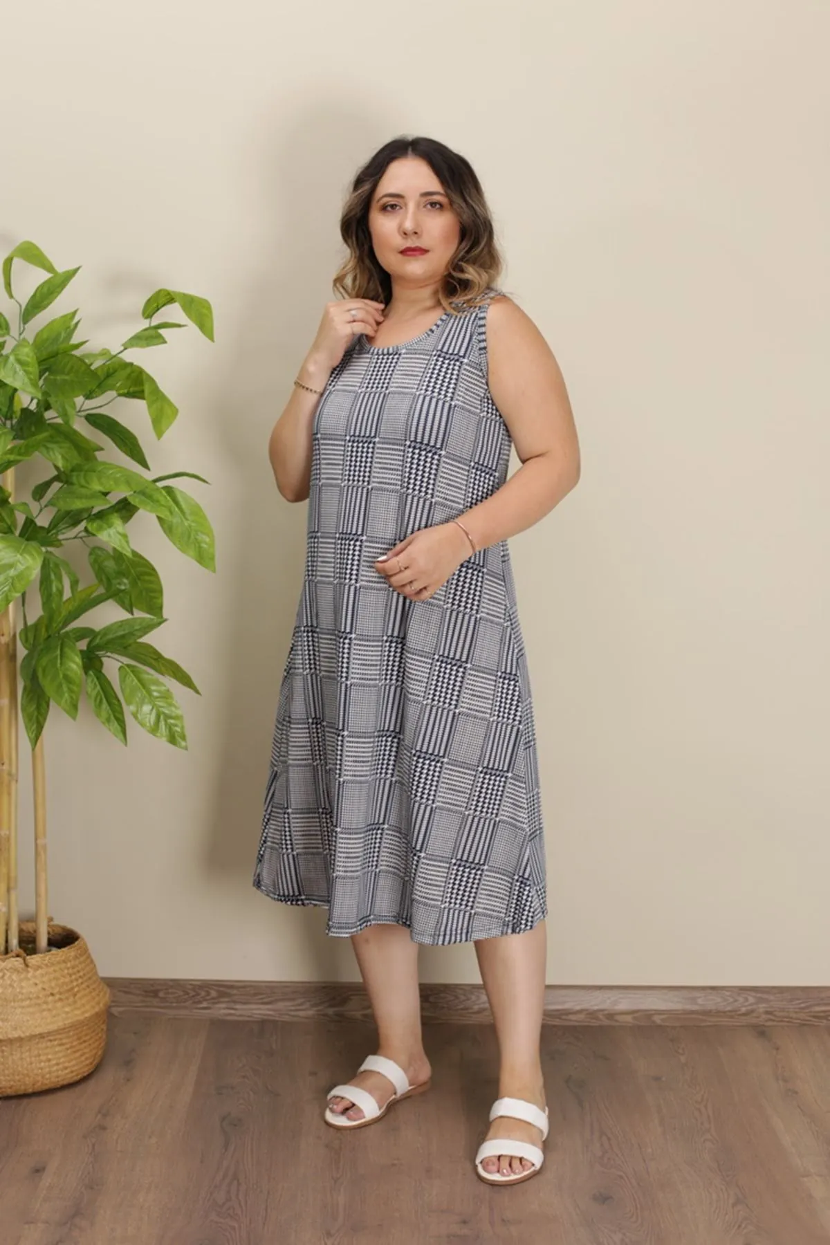 RENKTE KALIN ASKILI DESENLİ HELEN ELBİSE