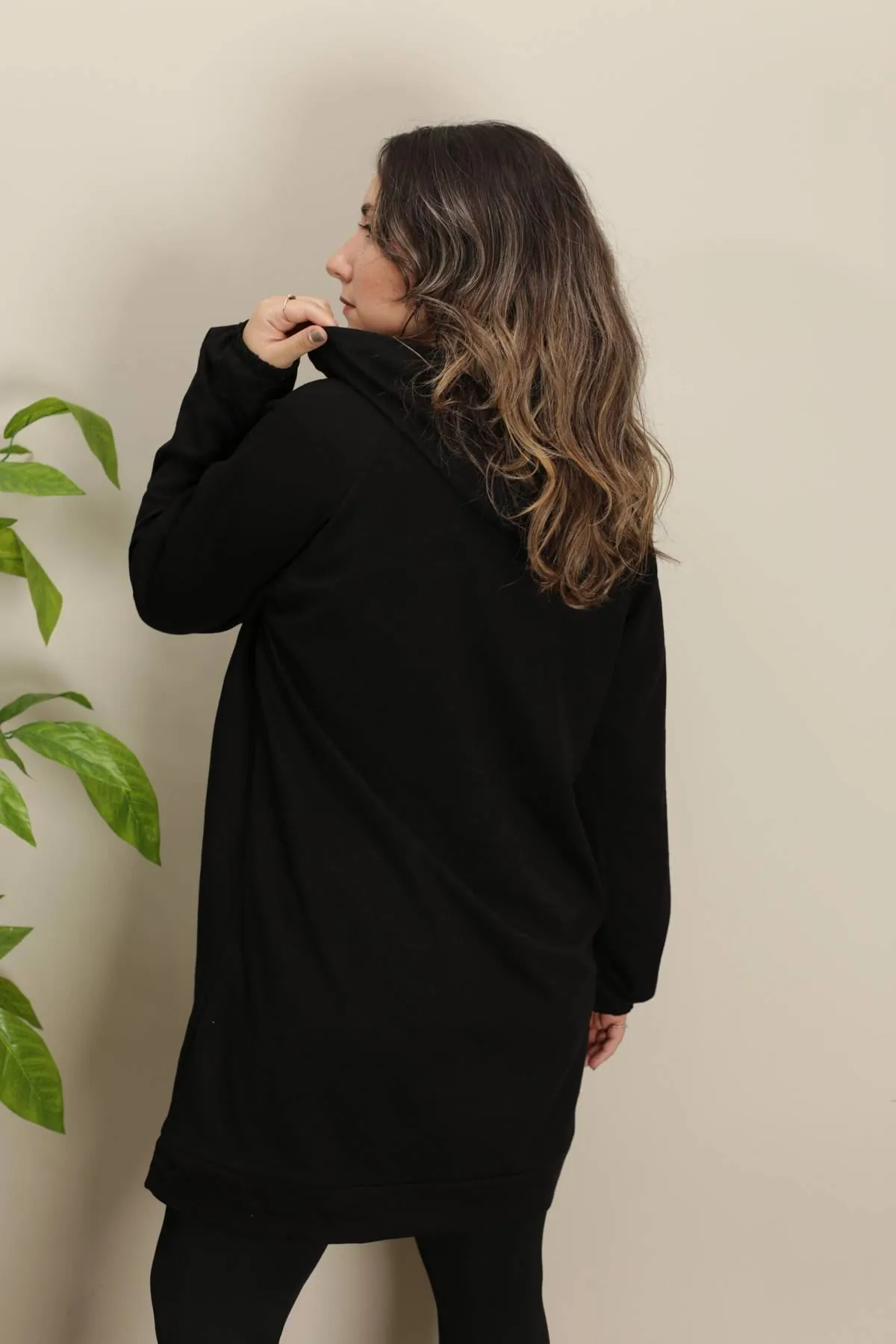 RENKTE FERMUARLI GENİŞ KESİM SİYAH SWEAT & TUNİK