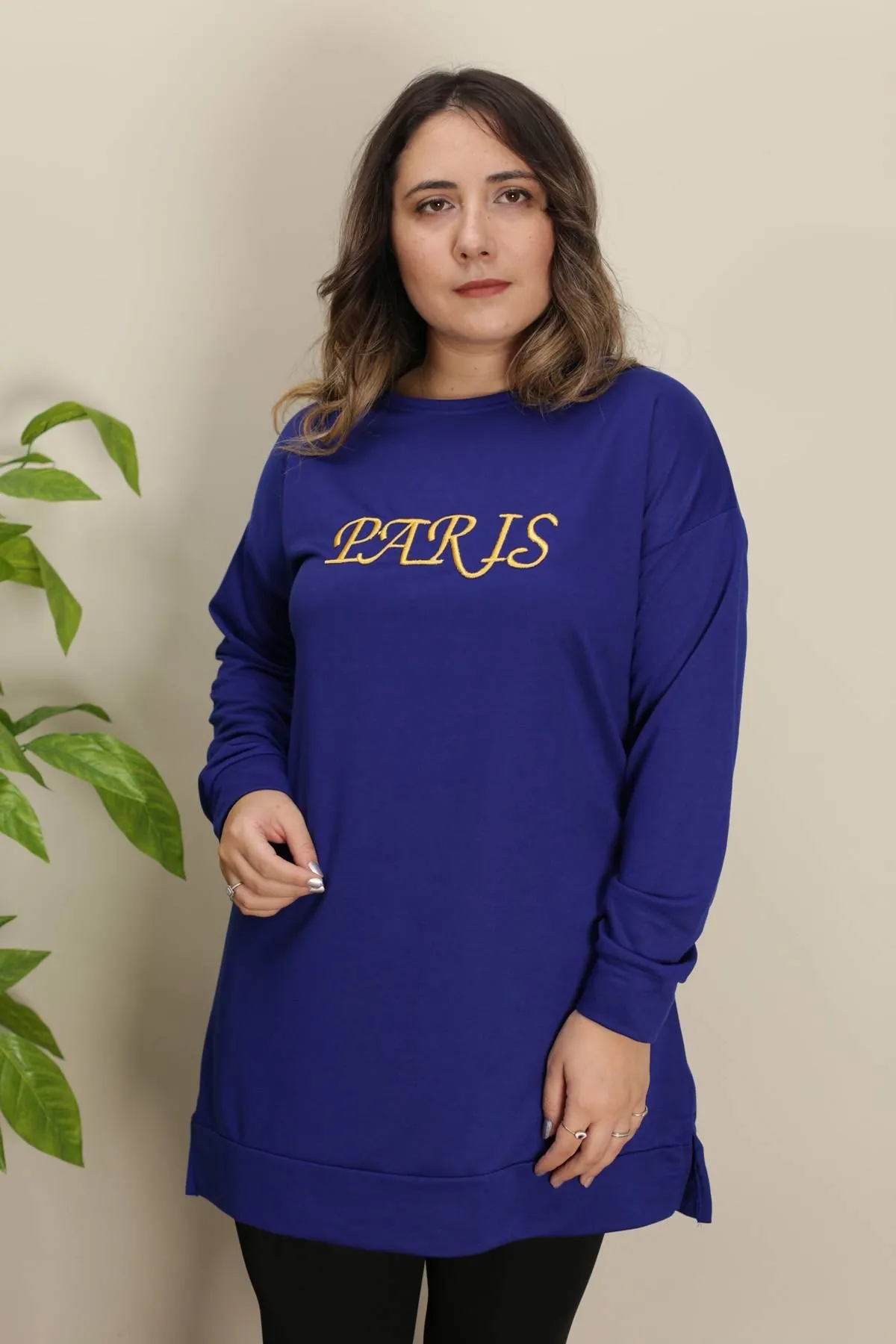 RENKTE TASARIM NAKIŞLI LACİVERT SWEAT & TUNİK