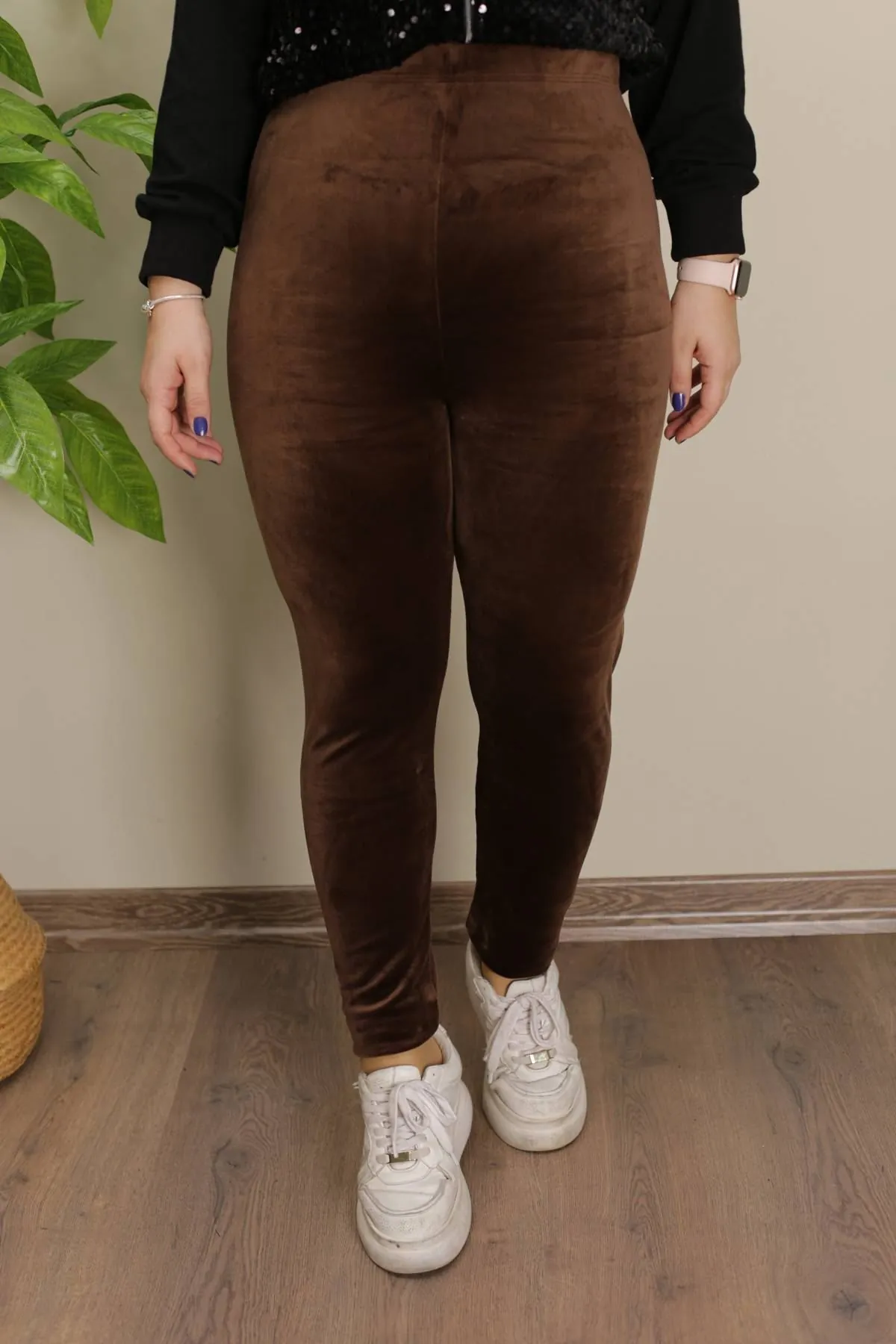 RENKTE BÜYÜK BEDEN ESNEK KAHVE KADİFE TAYT