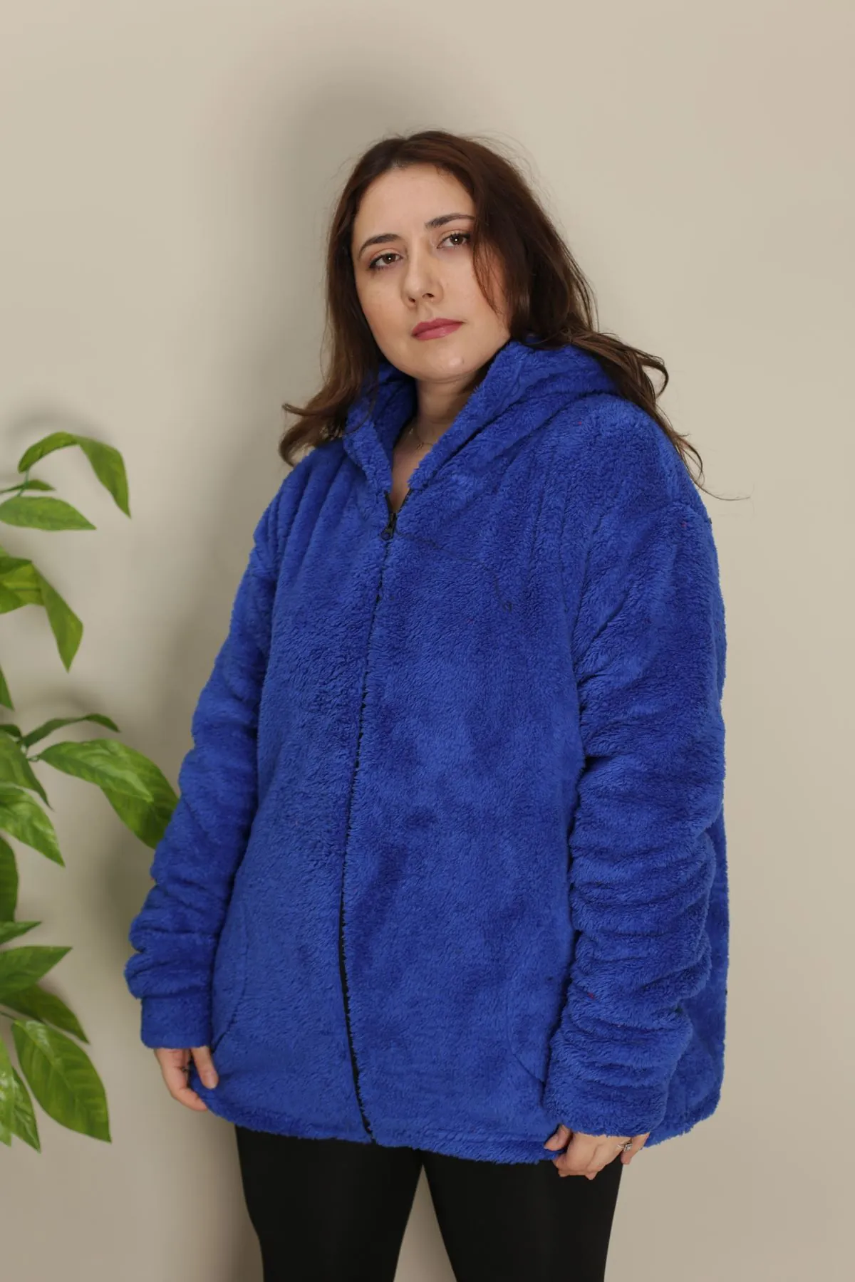 RENKTE BATTAL SAKS MAVİ PELUŞ CEKET&MONT