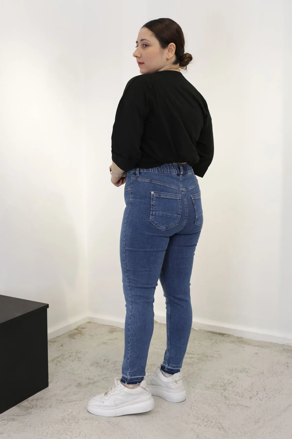 RENKTE BÜYÜK BEDEN JEAN BATTAL KOT PANTOLON