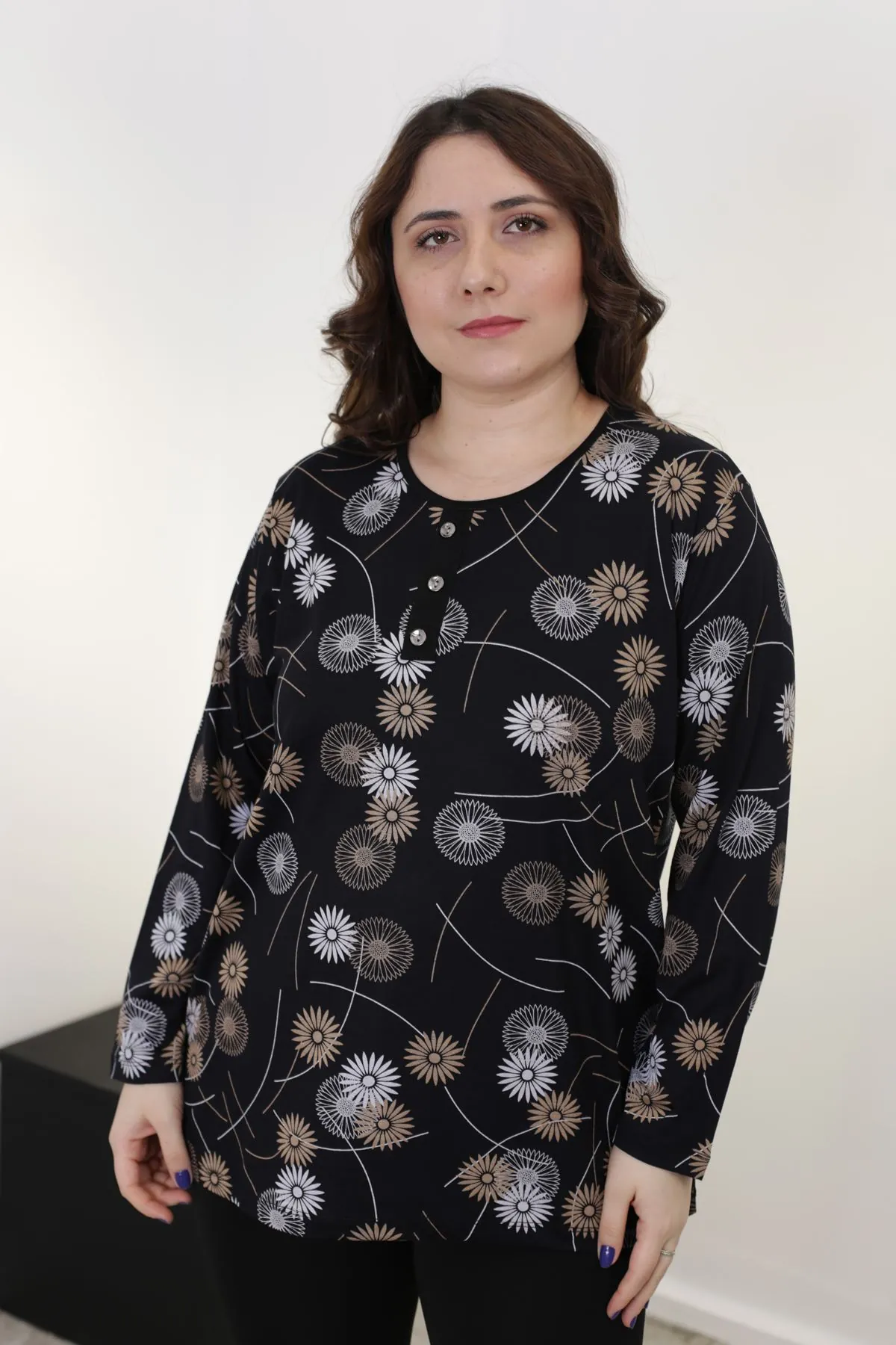 RENKTE DESENLİ UZUN KOL ESNEK PENYE BLUZ