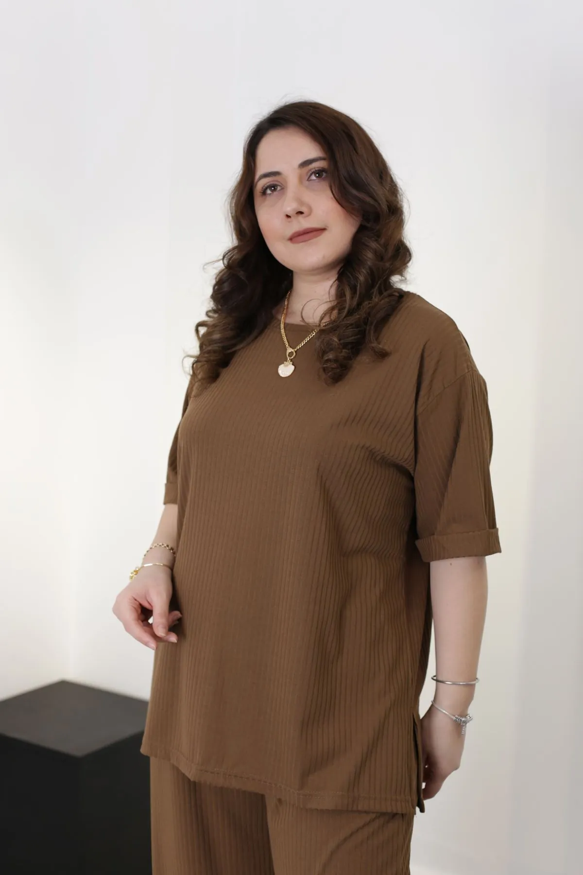 RENKTE BATTAL ÖZEL ÜRETİM KAHVERENGİ KAŞKORSE TAKIM