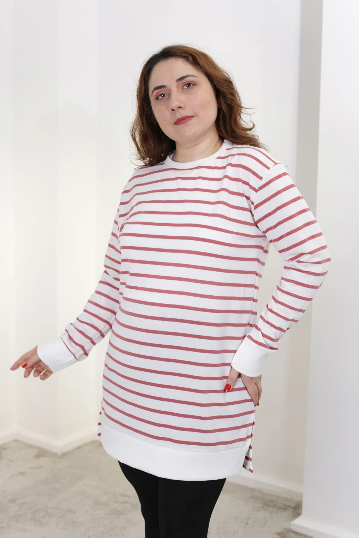 RENKTE BÜYÜK BEDEN ÇİZGİLİ PUDRA SWEAT & TUNİK