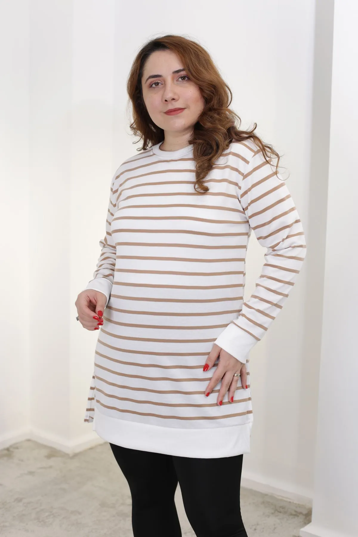 RENKTE BÜYÜK BEDEN ÇİZGİLİ KAHVE SWEAT & TUNİK