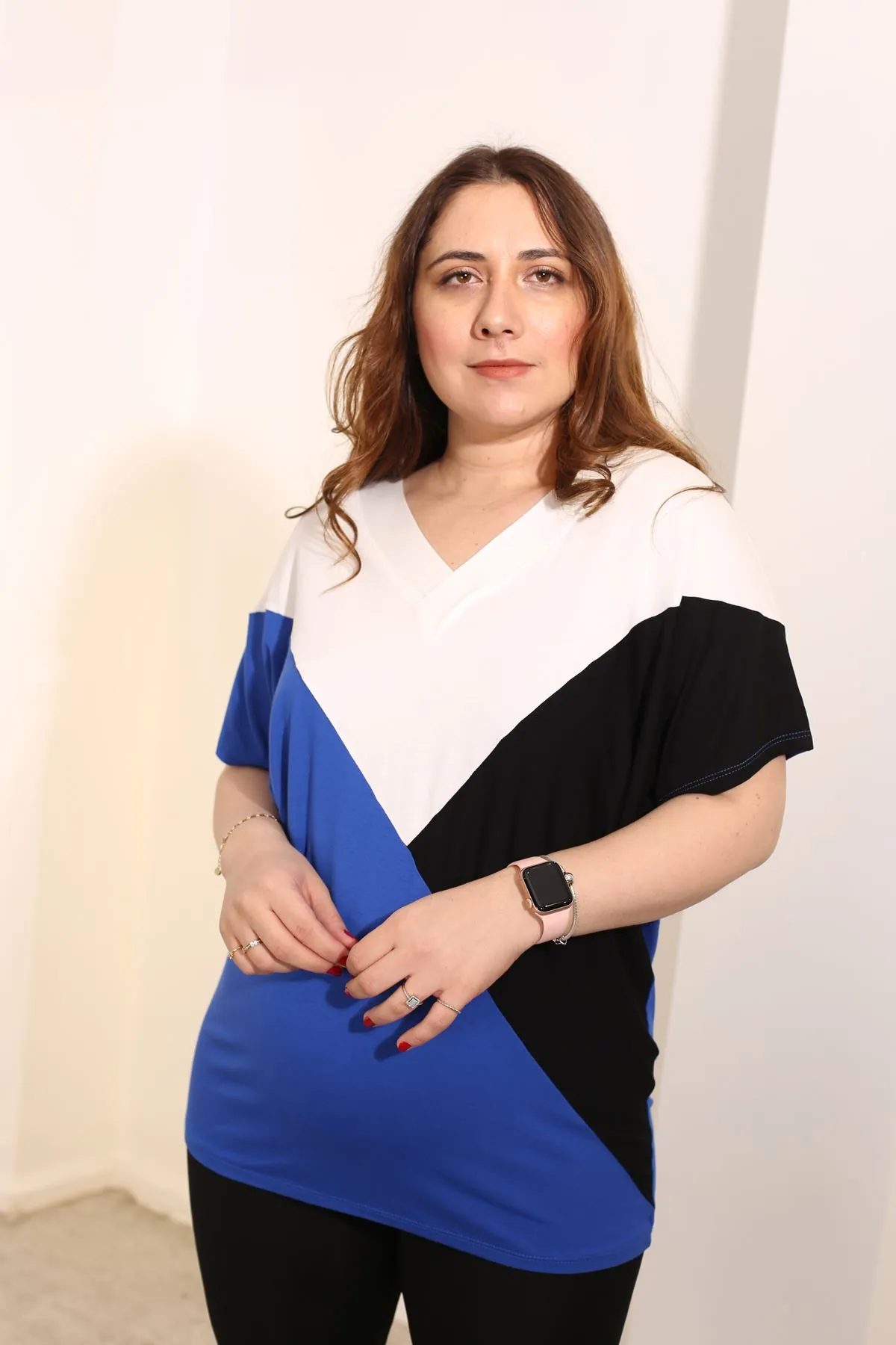 RENKTE BÜYÜK BEDEN RENKLİ BLUZ