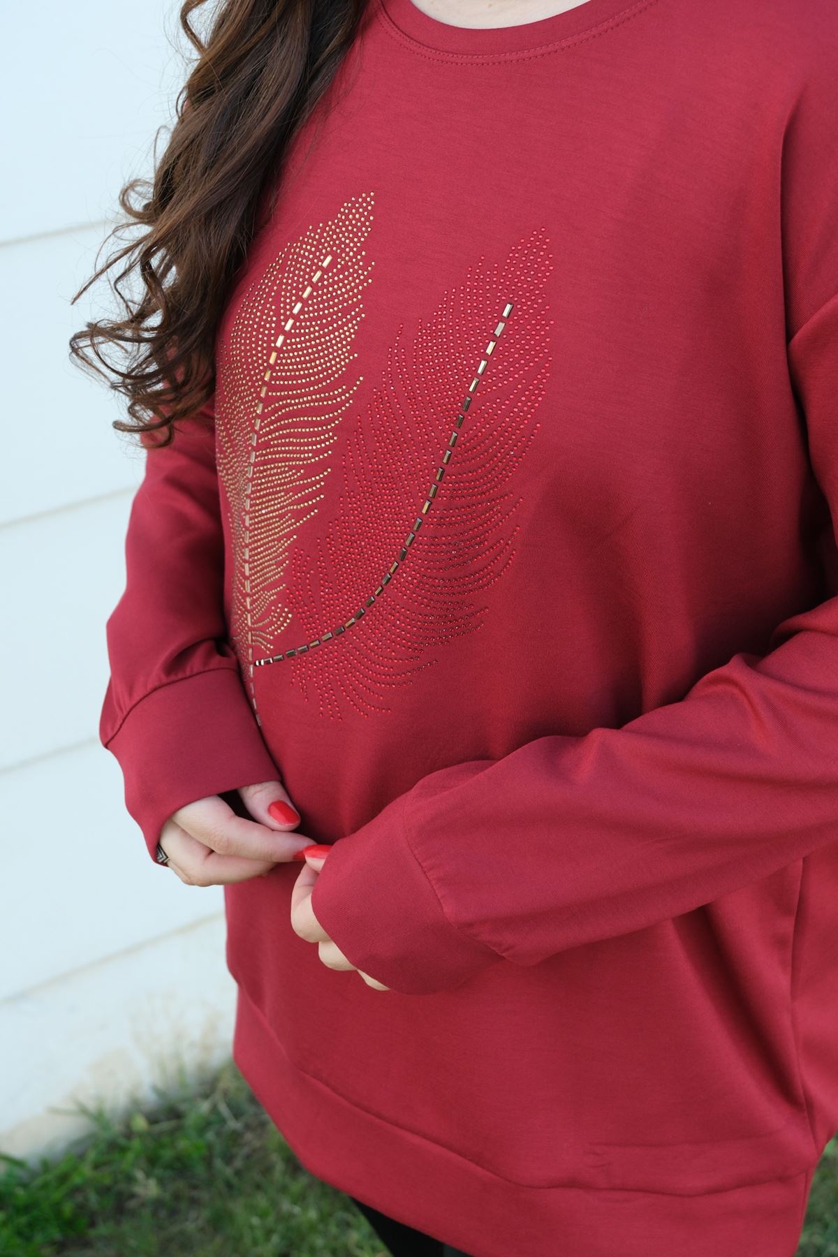 RENKTE BORDO YAPRAK İŞLEMELİ TASARIM BLUZ