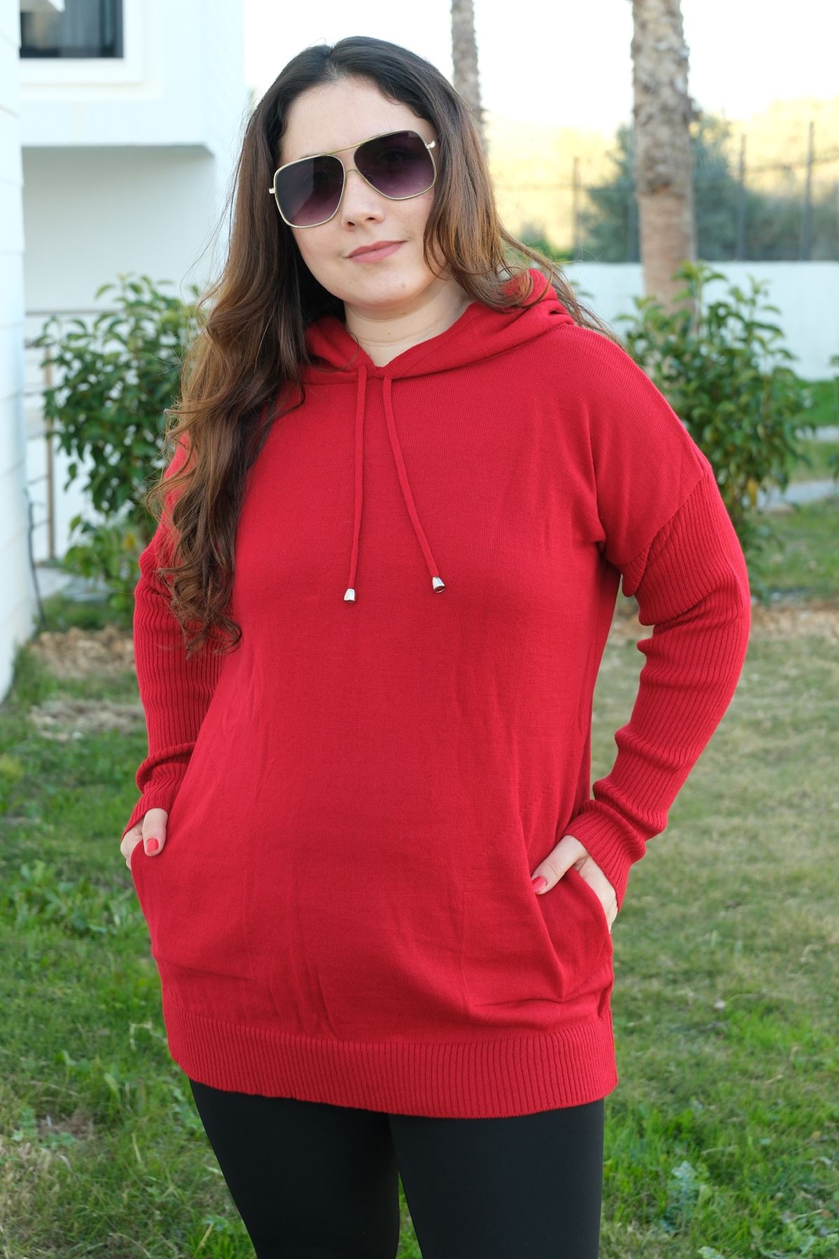 RENKTE KAPŞONLU ESNEK BORDO TRİKO