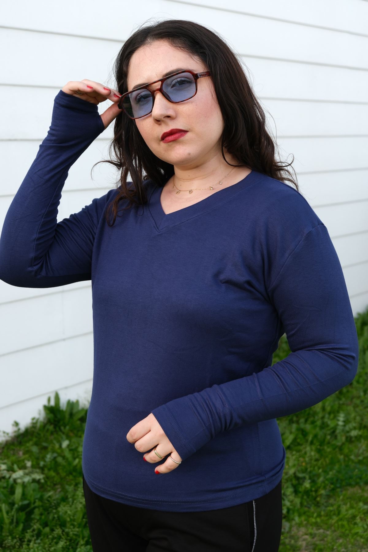 RENKTE BÜYÜK BEDEN V YAKA İNDİGO BODY & BLUZ