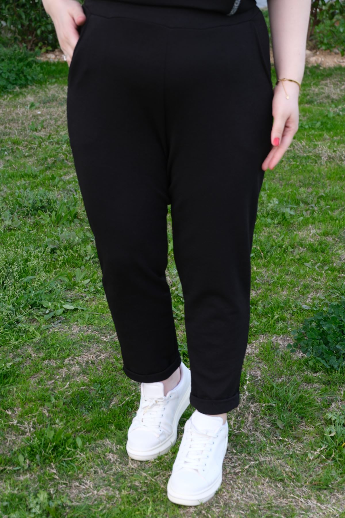 RENKTE DUBLE PAÇA CEPLİ SİYAH ESNEK PANTOLON