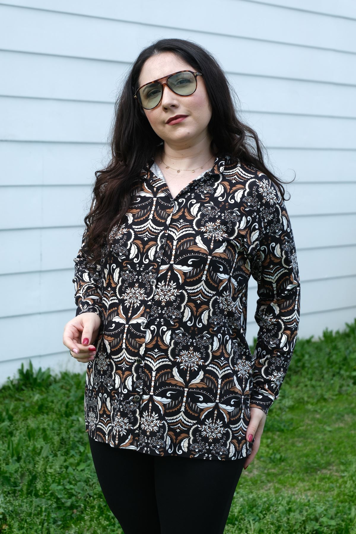 RENKTE BÜYÜK BEDEN DESENLİ DÜĞMELİ ESNEK GÖMLEK&BLUZ