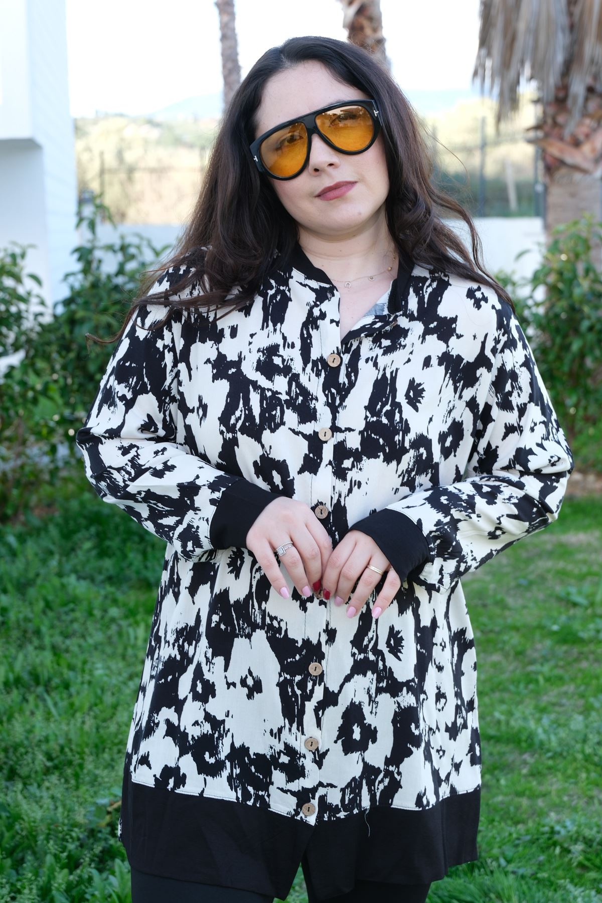 RENKTE BÜYÜK BEDEN SİYAH KOMBİNLİ DESENLİ TUNİK