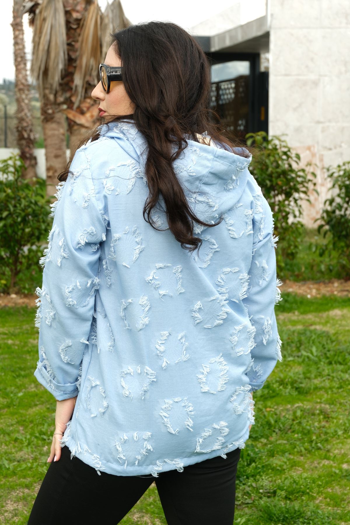 RENKTE BÜYÜK BEDEN DOKULU MAVİ CEKET&GÖMLEK