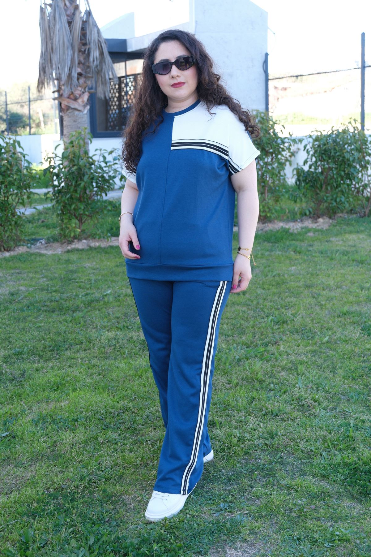 RENKTE BÜYÜK BEDEN SİM ŞERİTLİ İNDİGO İKİLİ TAKIM