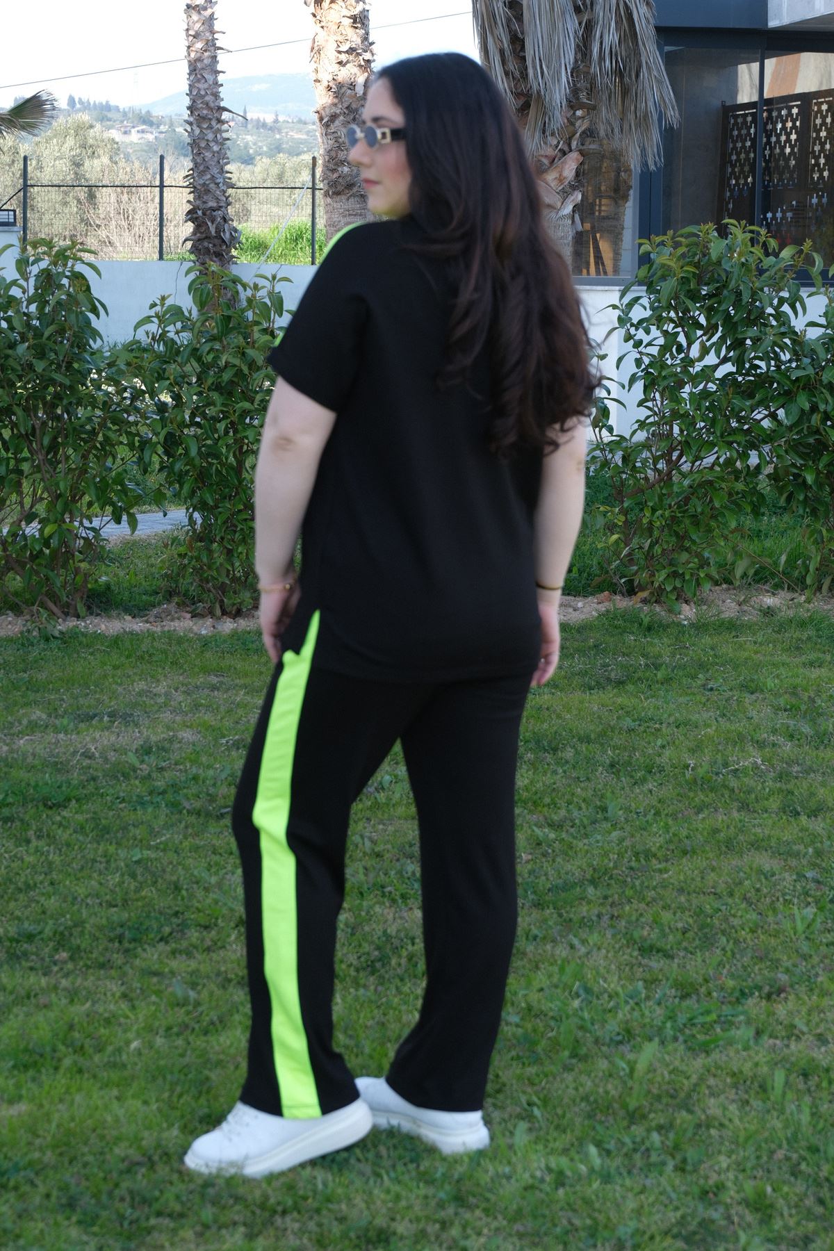 RENKTE BÜYÜK BEDEN NEON V DETAY ALT ÜST TAKIM