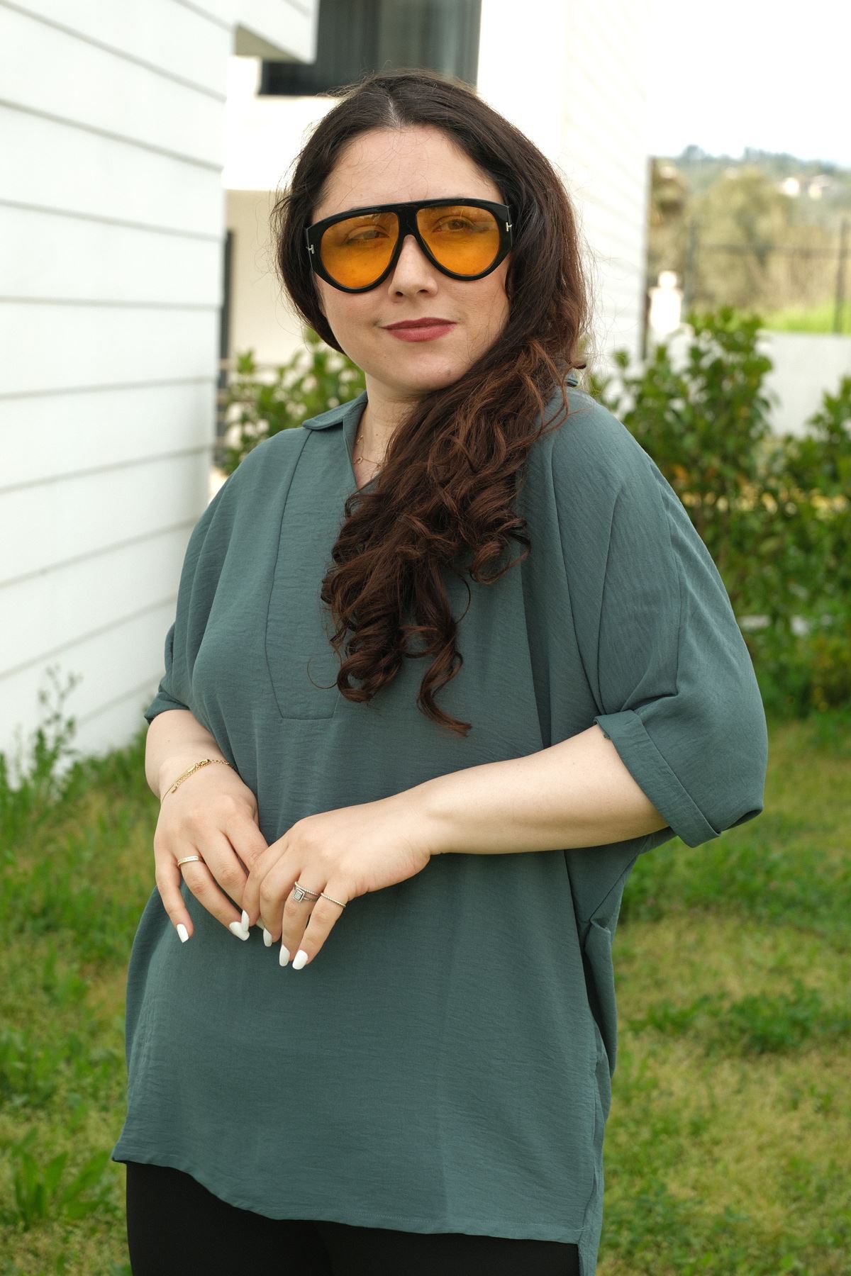 RENKTE BÜYÜK BEDEN KİLO GİZLEYEN YEŞİL BLUZ