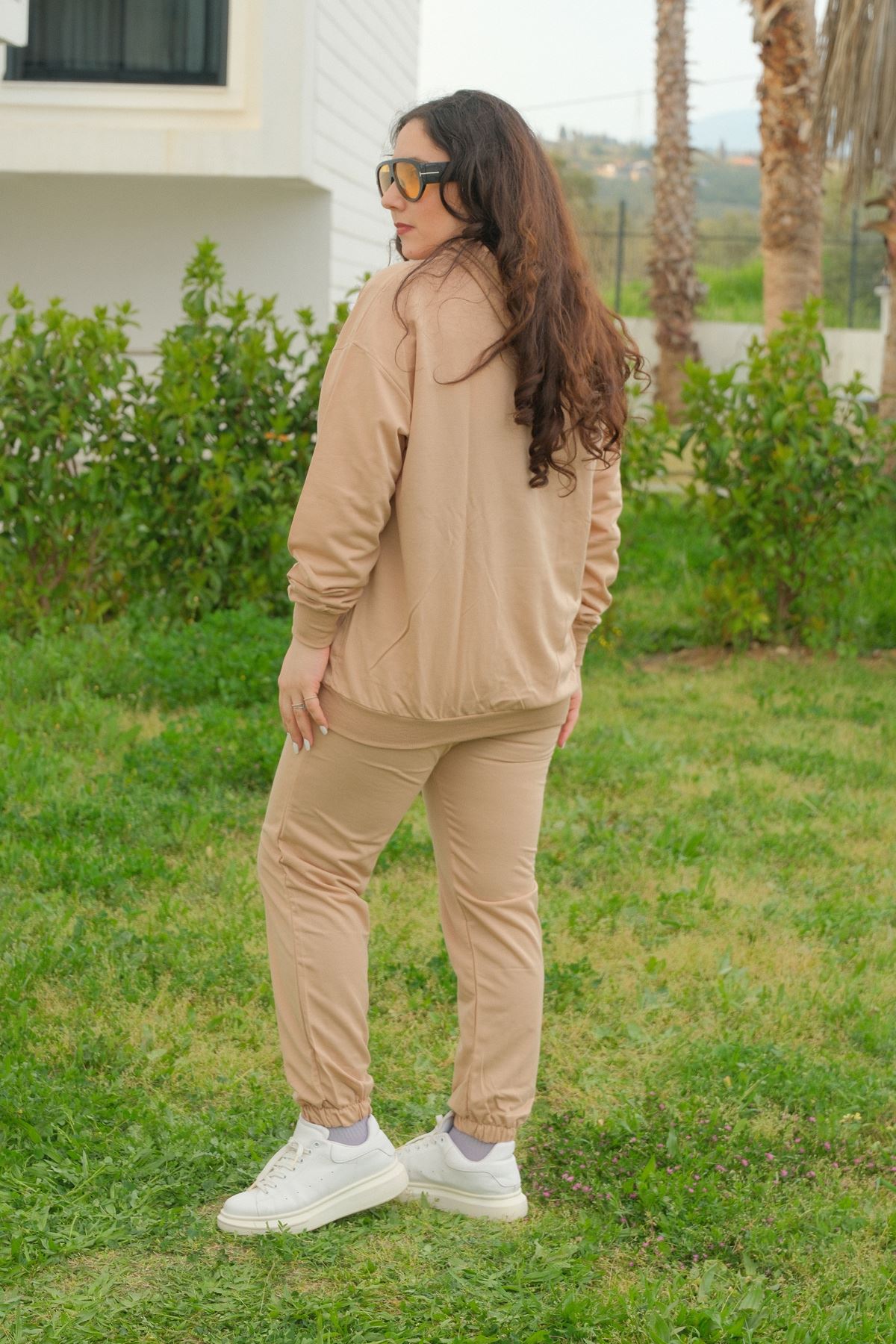 RENKTE KANGURU CEPLİ KAHVE ALT ÜST TAKIM