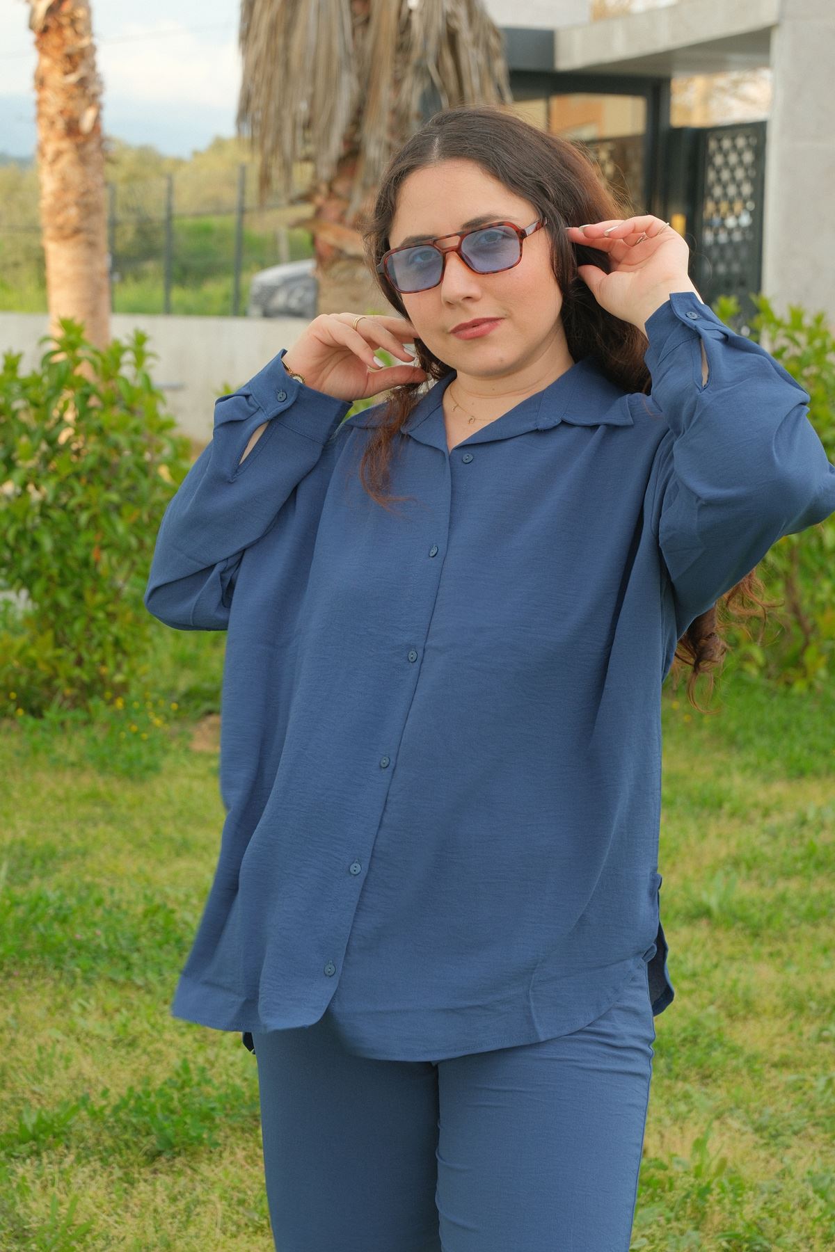 RENKTE BÜYÜK BEDEN KİLO GİZLEYEN SALAŞ İNDİGO TAKIM