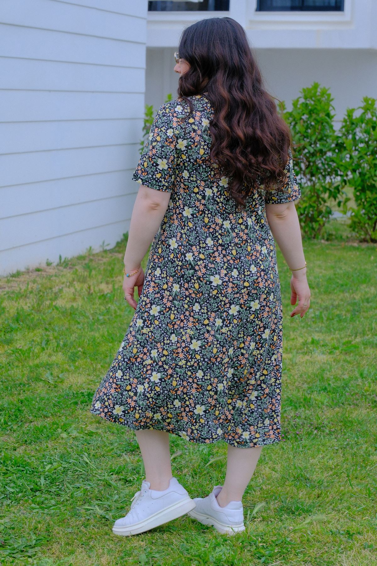 RENKTE DESENLİ BATTAL BEDEN PAMUKLU ESNEK ELBİSE